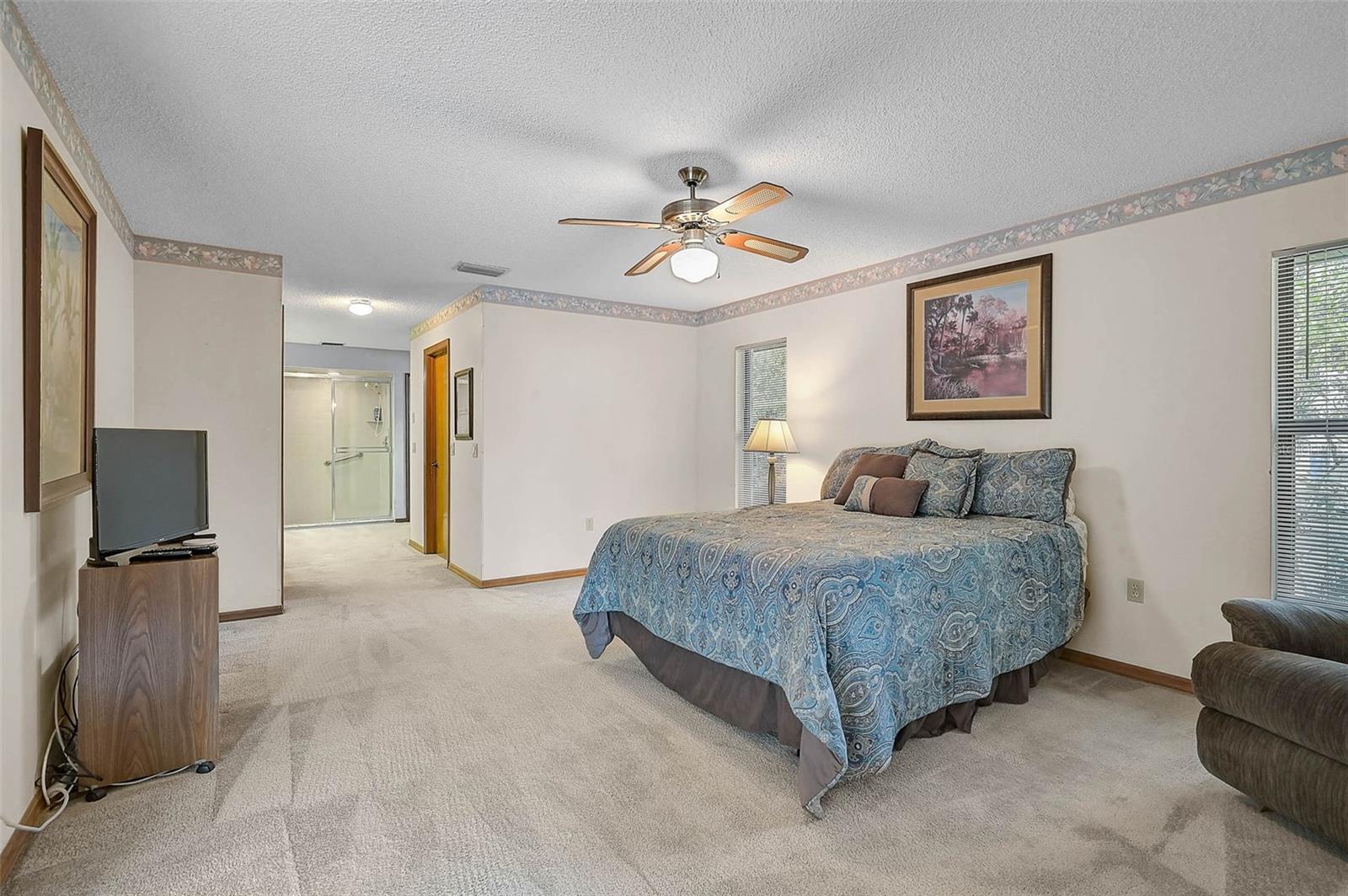 Image 19 of 42 For 13619 2nd Avenue E