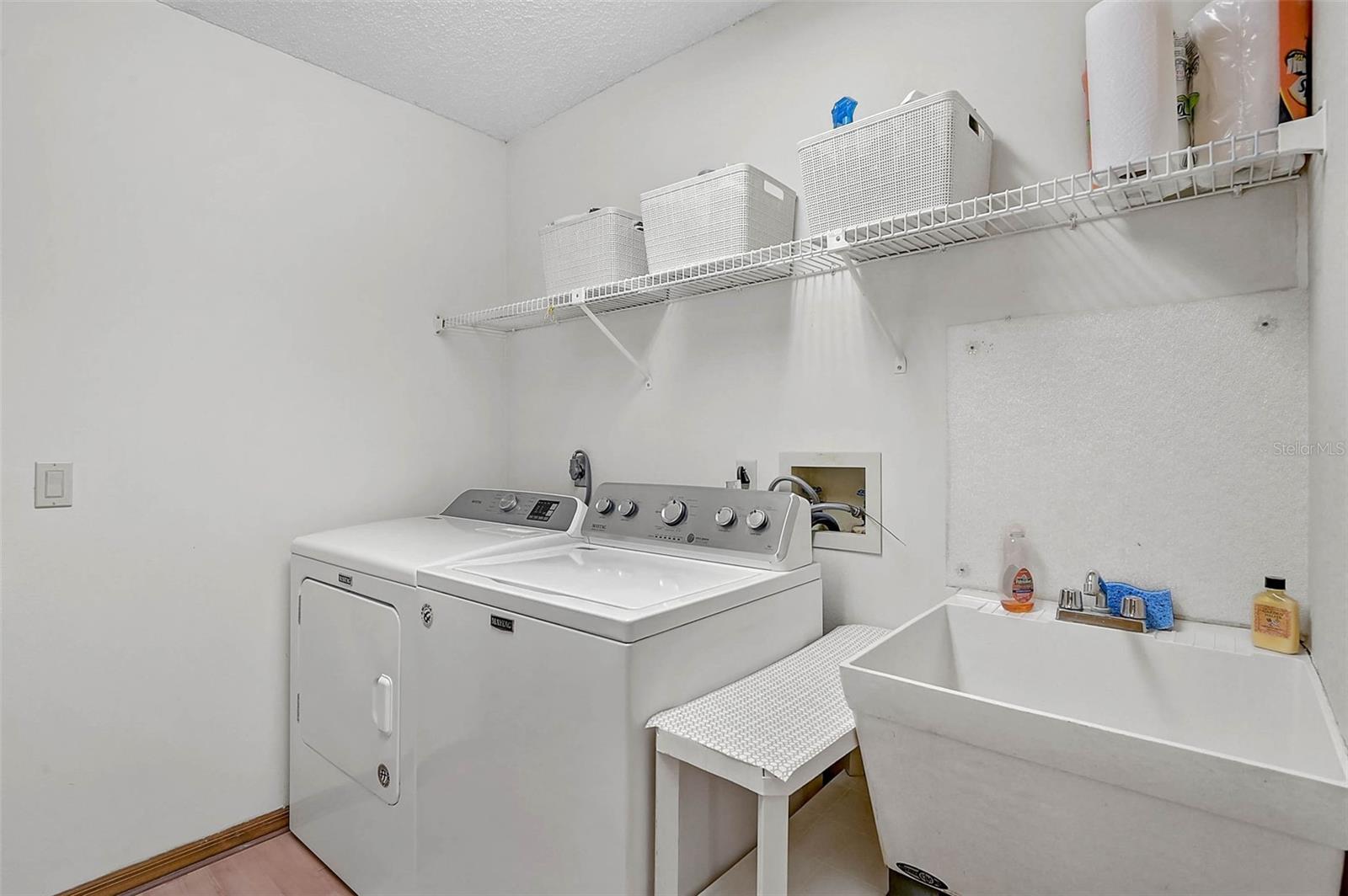 Image 27 of 42 For 13619 2nd Avenue E