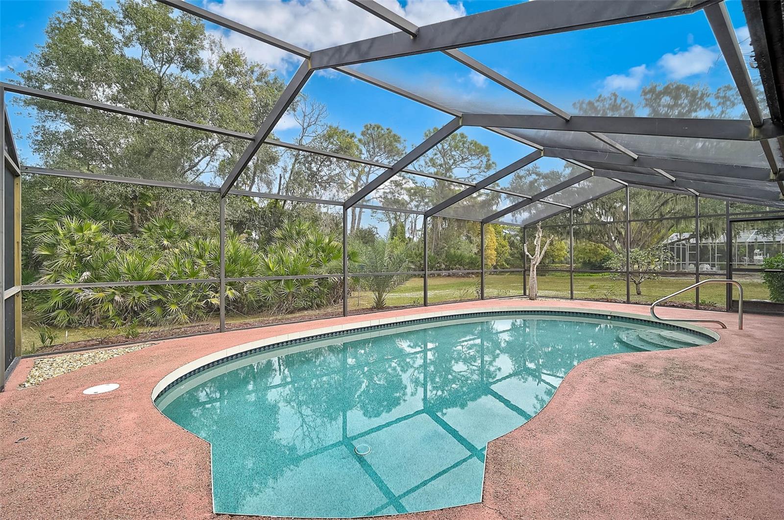 Image 31 of 42 For 13619 2nd Avenue E