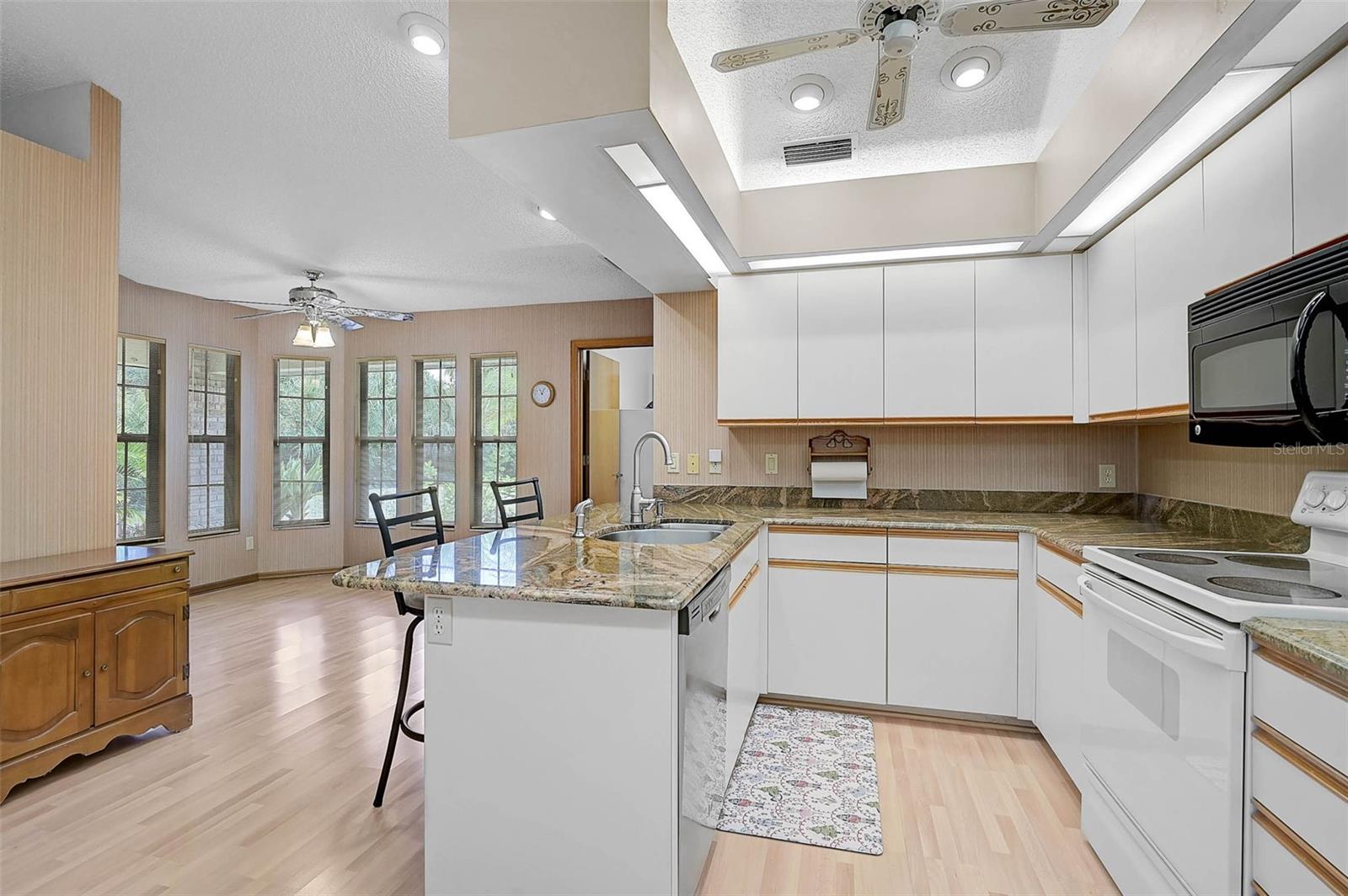 Image 7 of 42 For 13619 2nd Avenue E