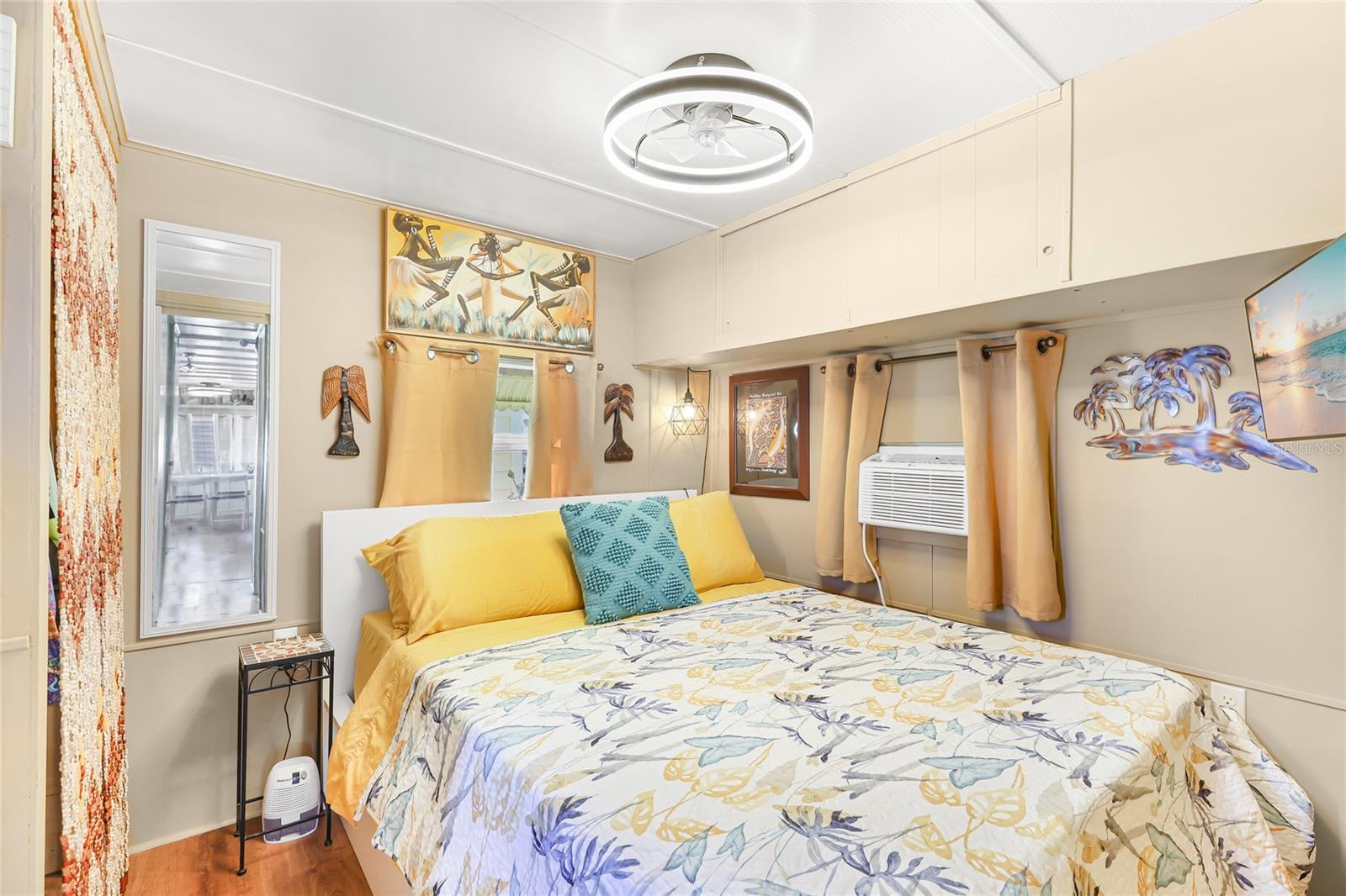 Image 10 of 22 For 10315 Cortez Road W 14-2