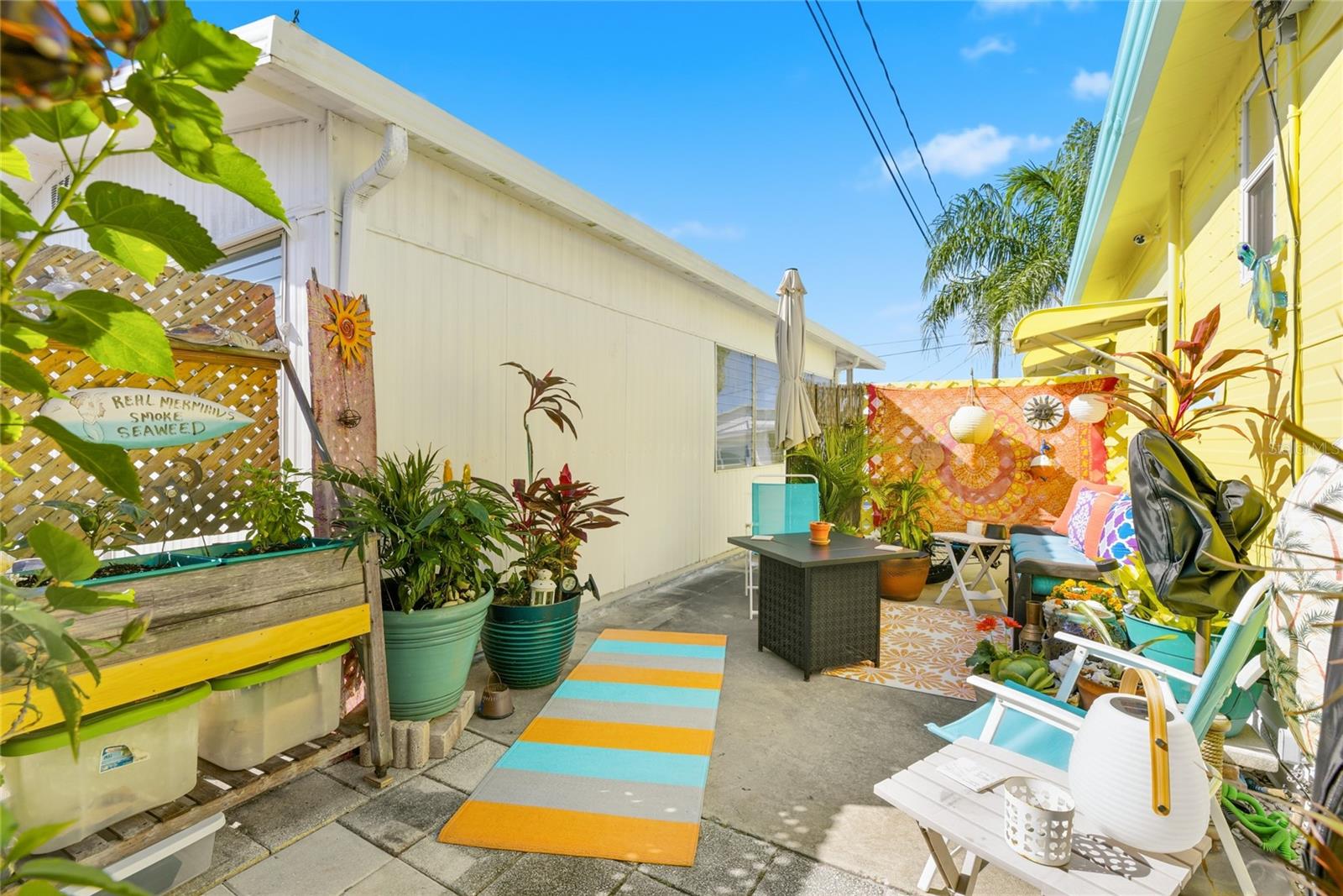 Image 20 of 22 For 10315 Cortez Road W 14-2