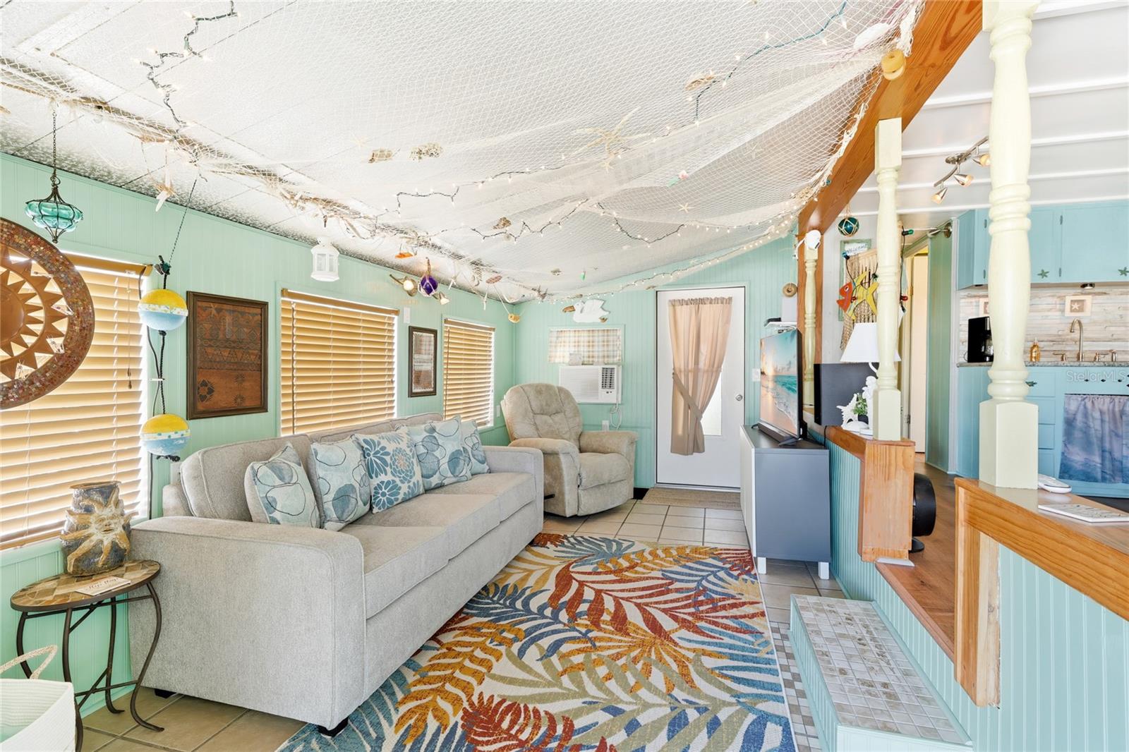 Image 3 of 22 For 10315 Cortez Road W 14-2