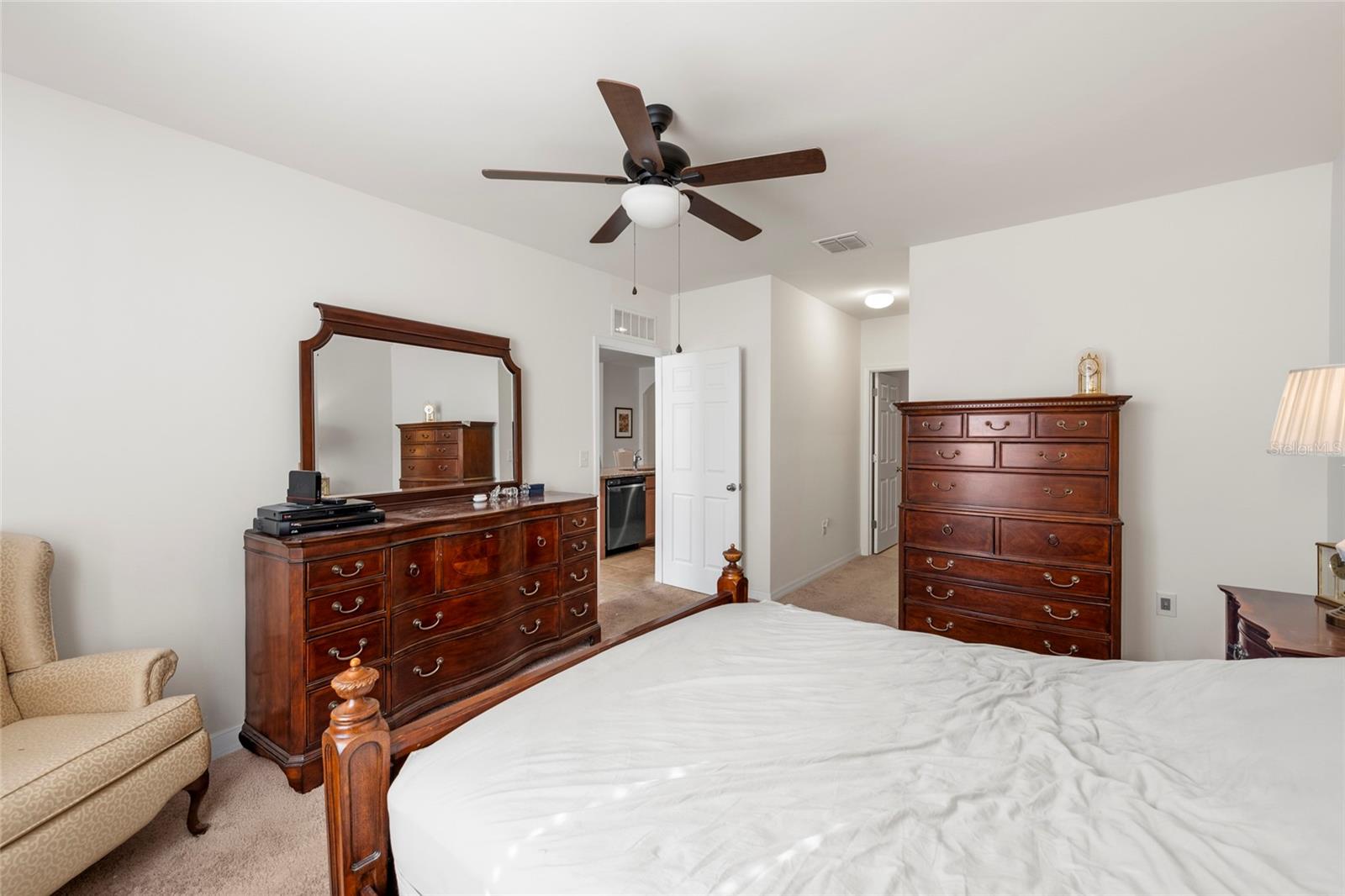 Image 11 of 26 For 8921 Excelsior Loop