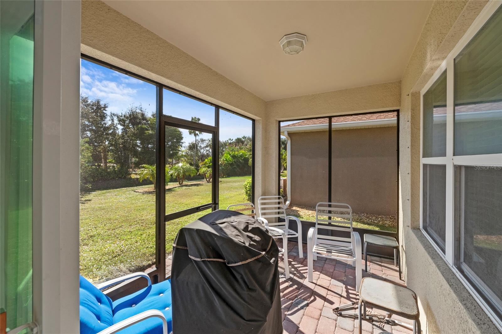 Image 20 of 26 For 8921 Excelsior Loop