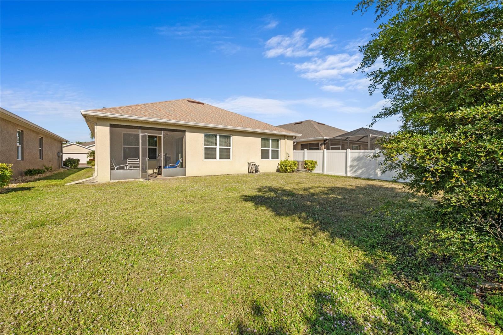 Image 22 of 26 For 8921 Excelsior Loop