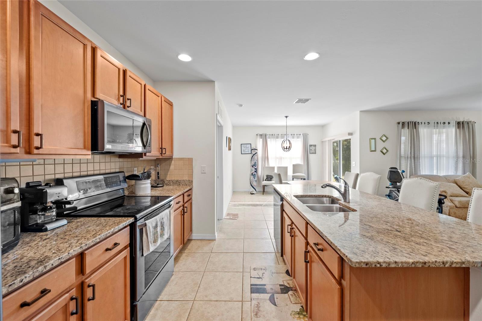 Image 4 of 26 For 8921 Excelsior Loop