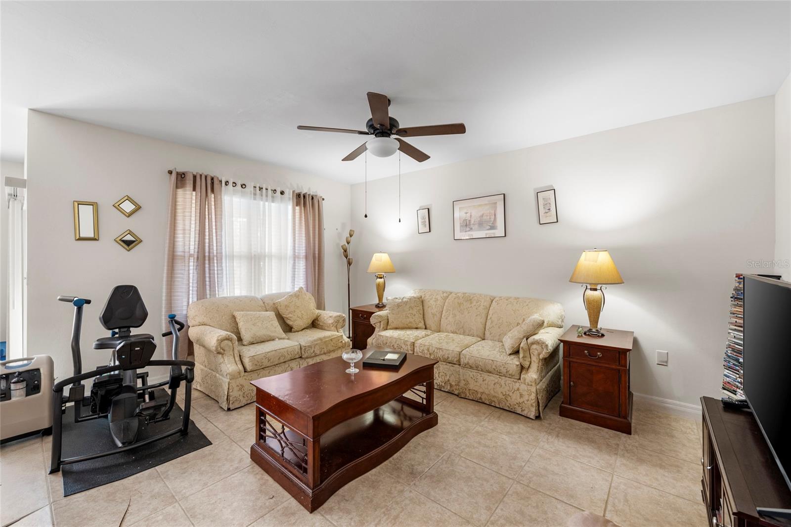 Image 8 of 26 For 8921 Excelsior Loop