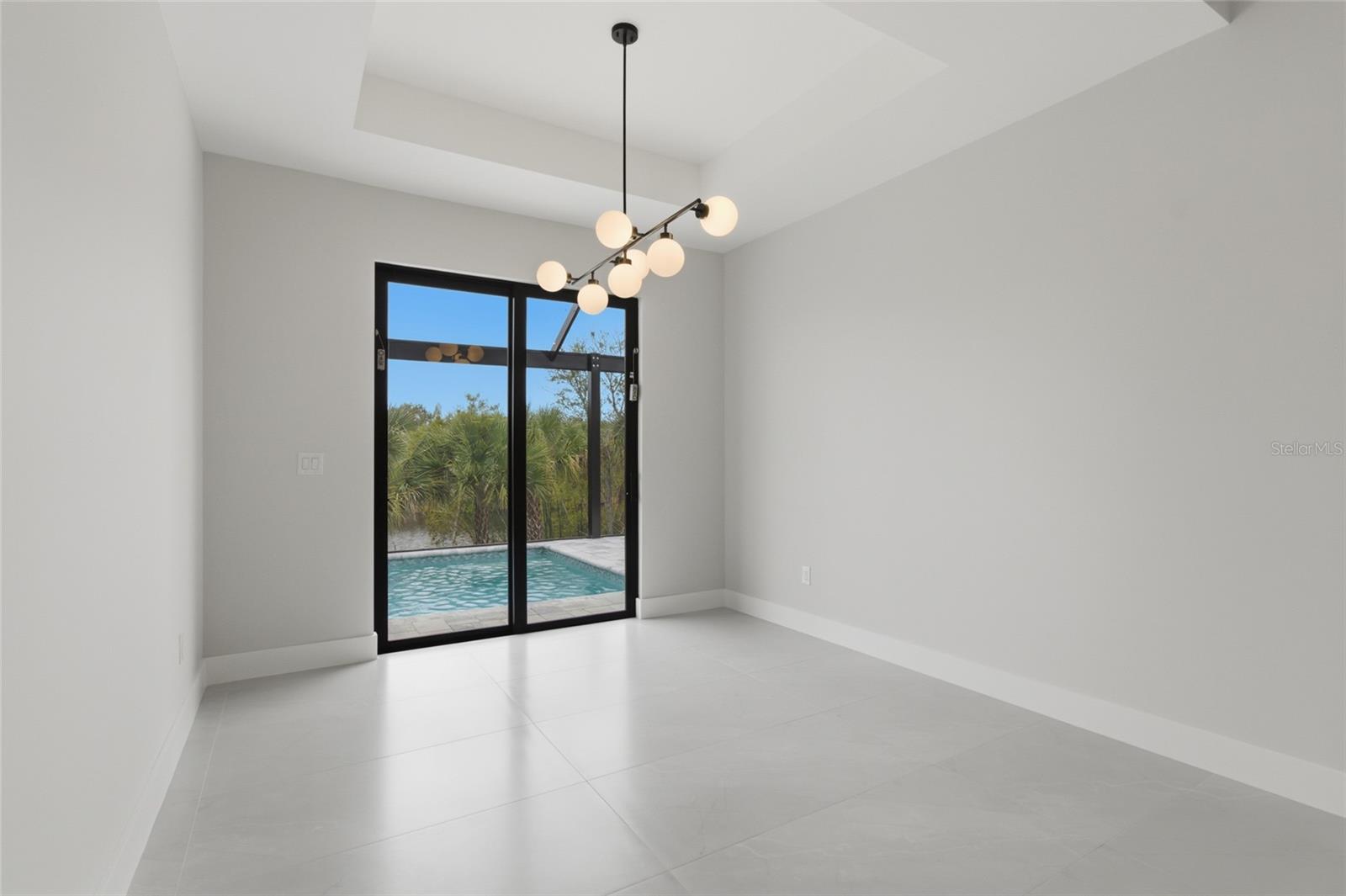 Image 13 of 56 For 9660 President Circle