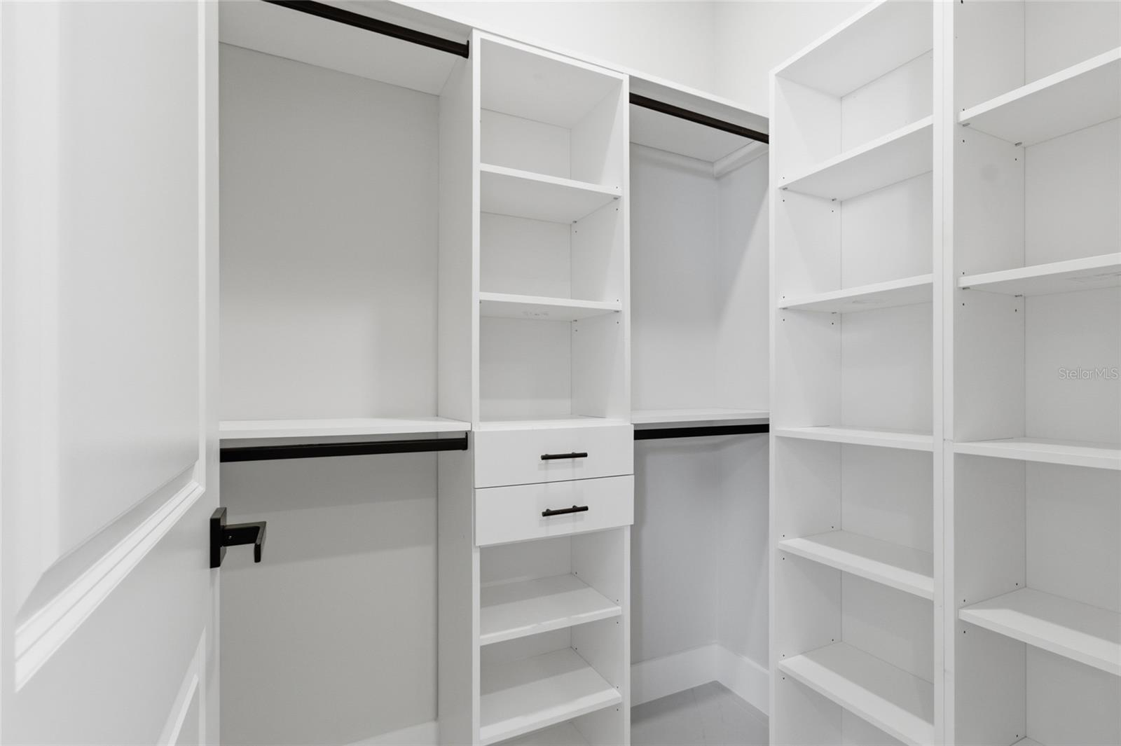 Image 27 of 56 For 9660 President Circle