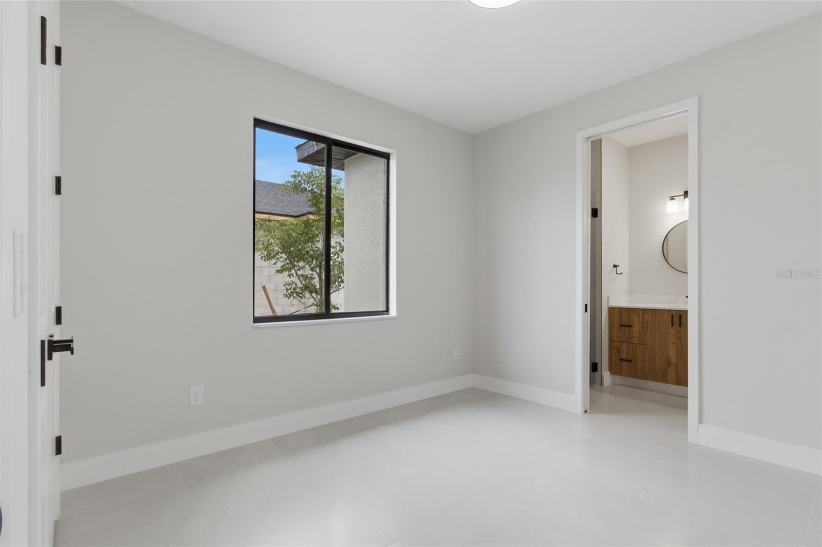 Image 33 of 56 For 9660 President Circle