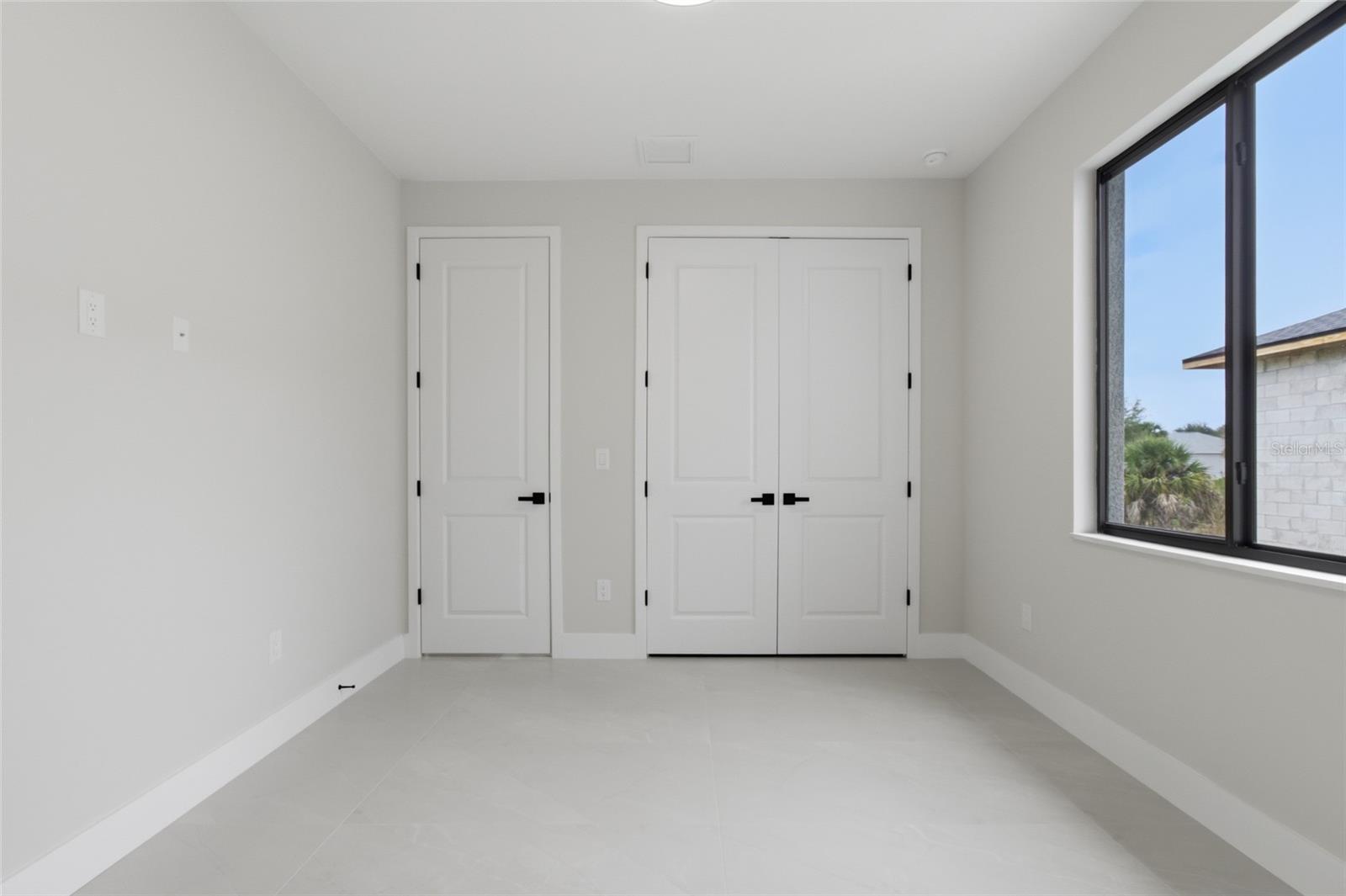 Image 34 of 56 For 9660 President Circle