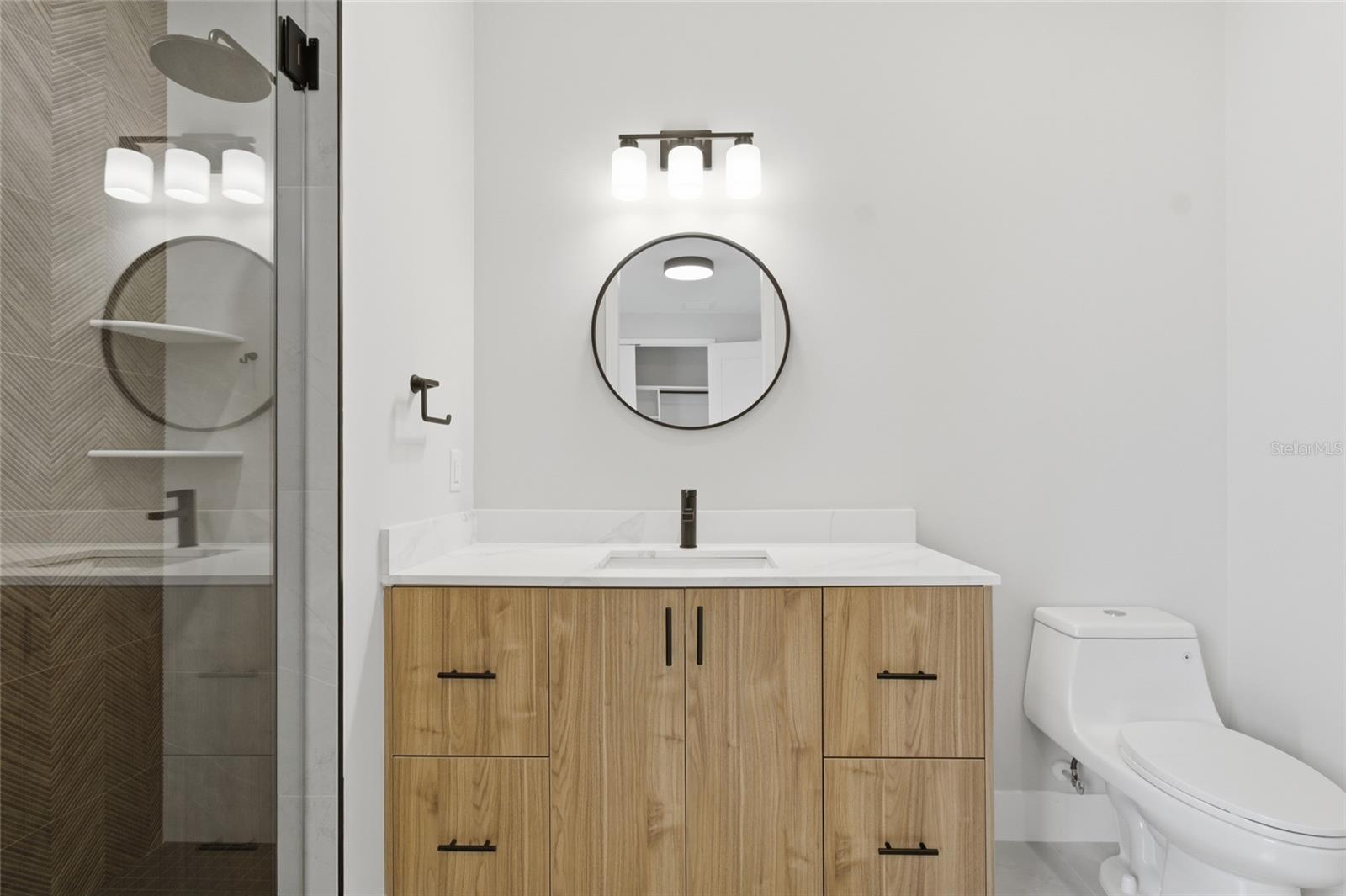 Image 36 of 56 For 9660 President Circle