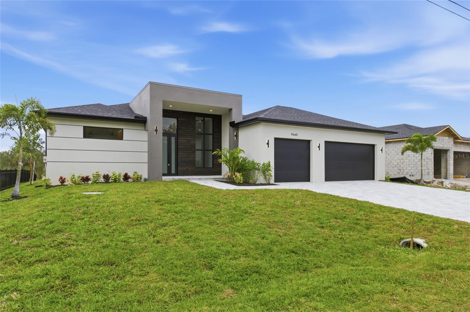 Image 5 of 56 For 9660 President Circle