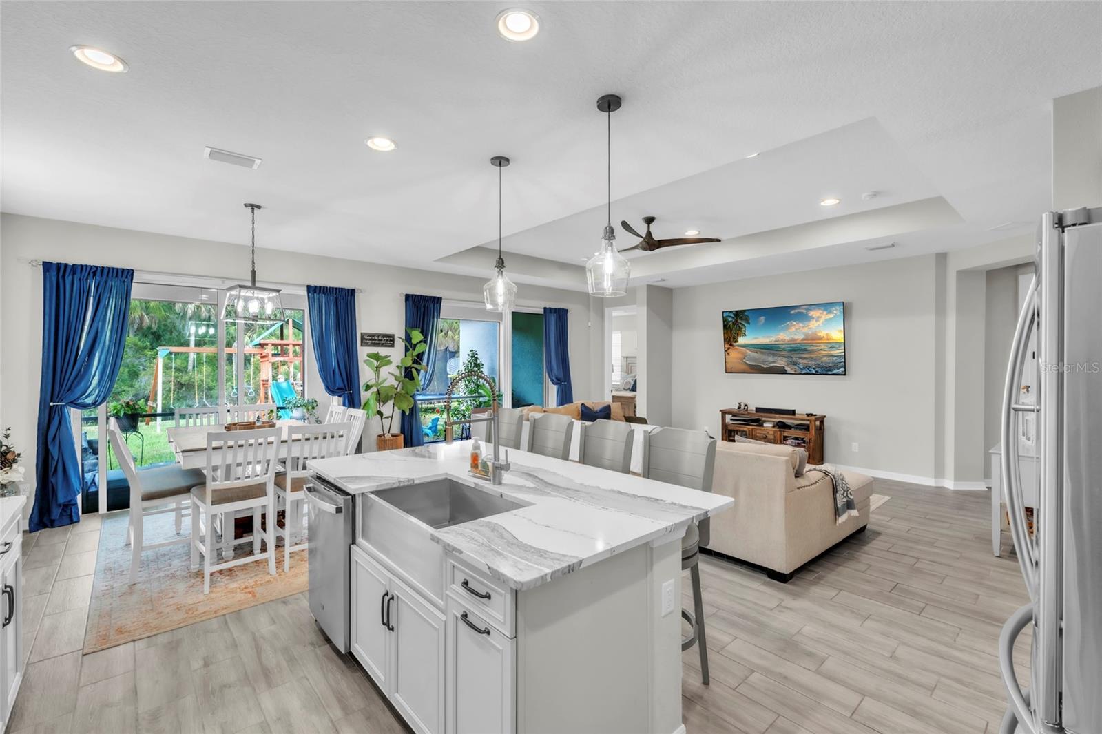 Image 14 of 57 For 14412 20th Street E