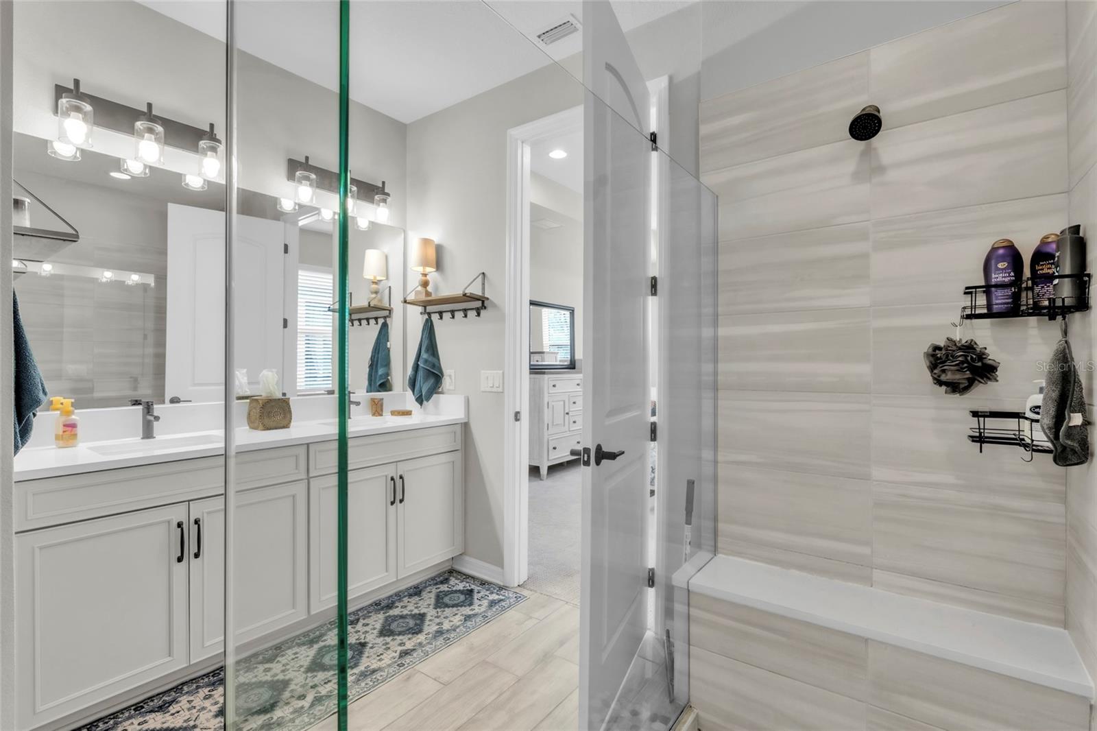 Image 25 of 57 For 14412 20th Street E