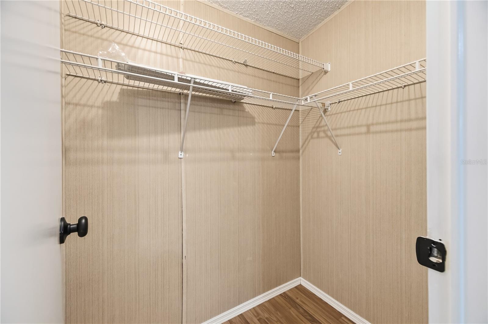 Image 17 of 38 For 8402 Imperial Circle