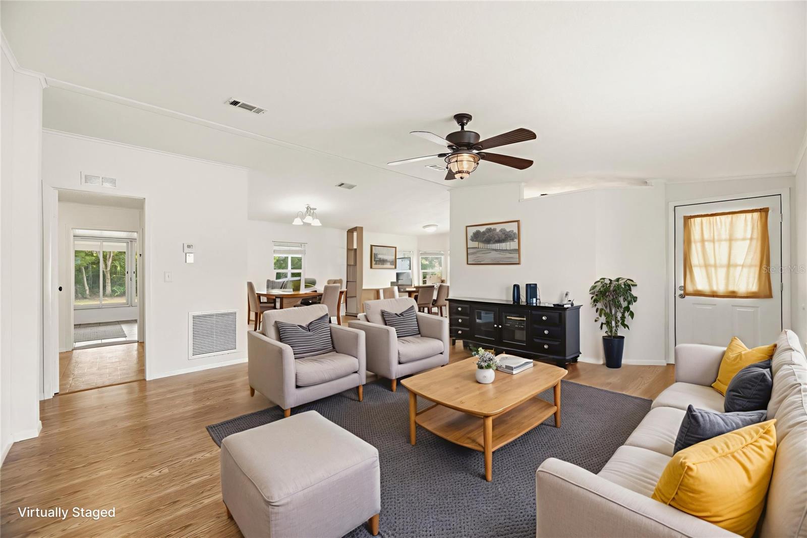 Image 6 of 38 For 8402 Imperial Circle