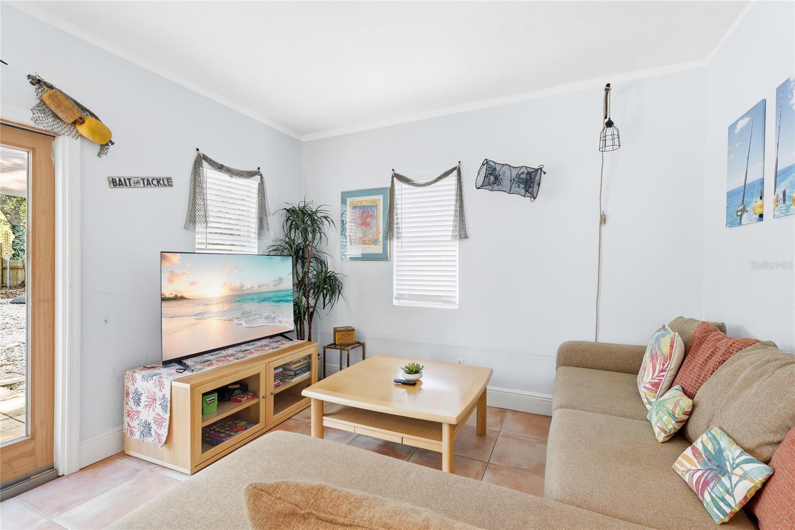 Image 16 of 30 For 1374 20th Street