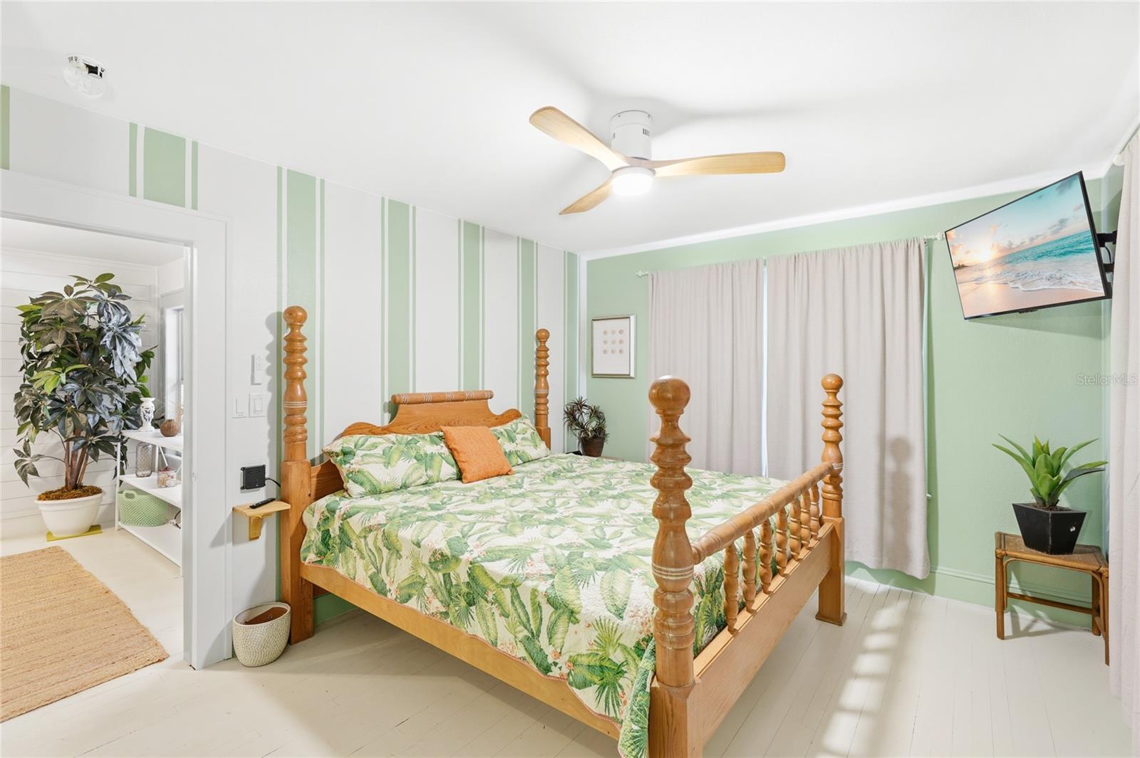 Image 19 of 30 For 1374 20th Street