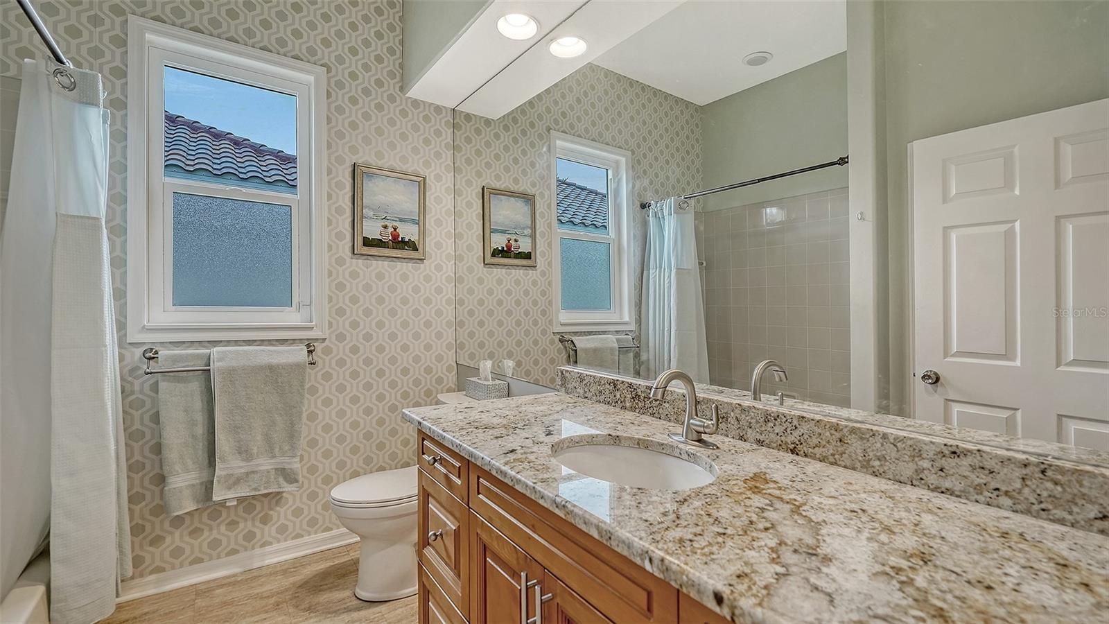 Image 30 of 82 For 7018 Coachlight Street