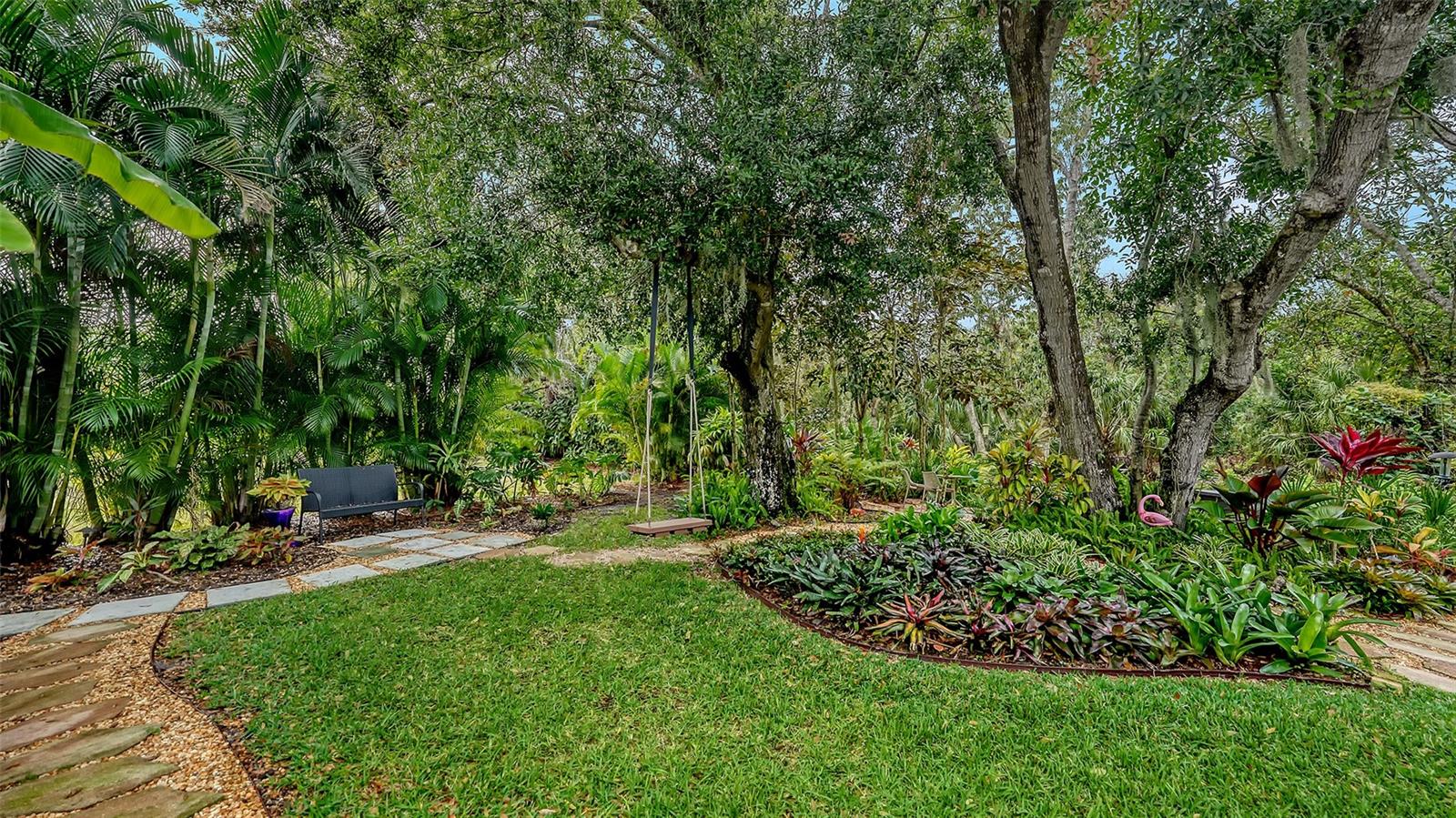 Image 44 of 82 For 7018 Coachlight Street