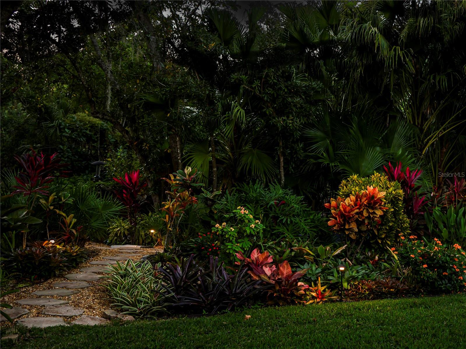 Image 52 of 82 For 7018 Coachlight Street