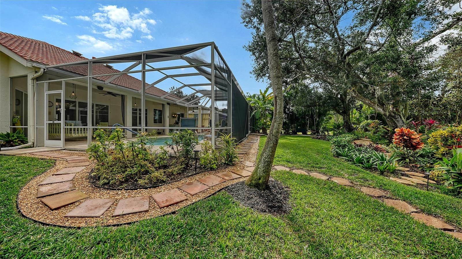 Image 56 of 82 For 7018 Coachlight Street