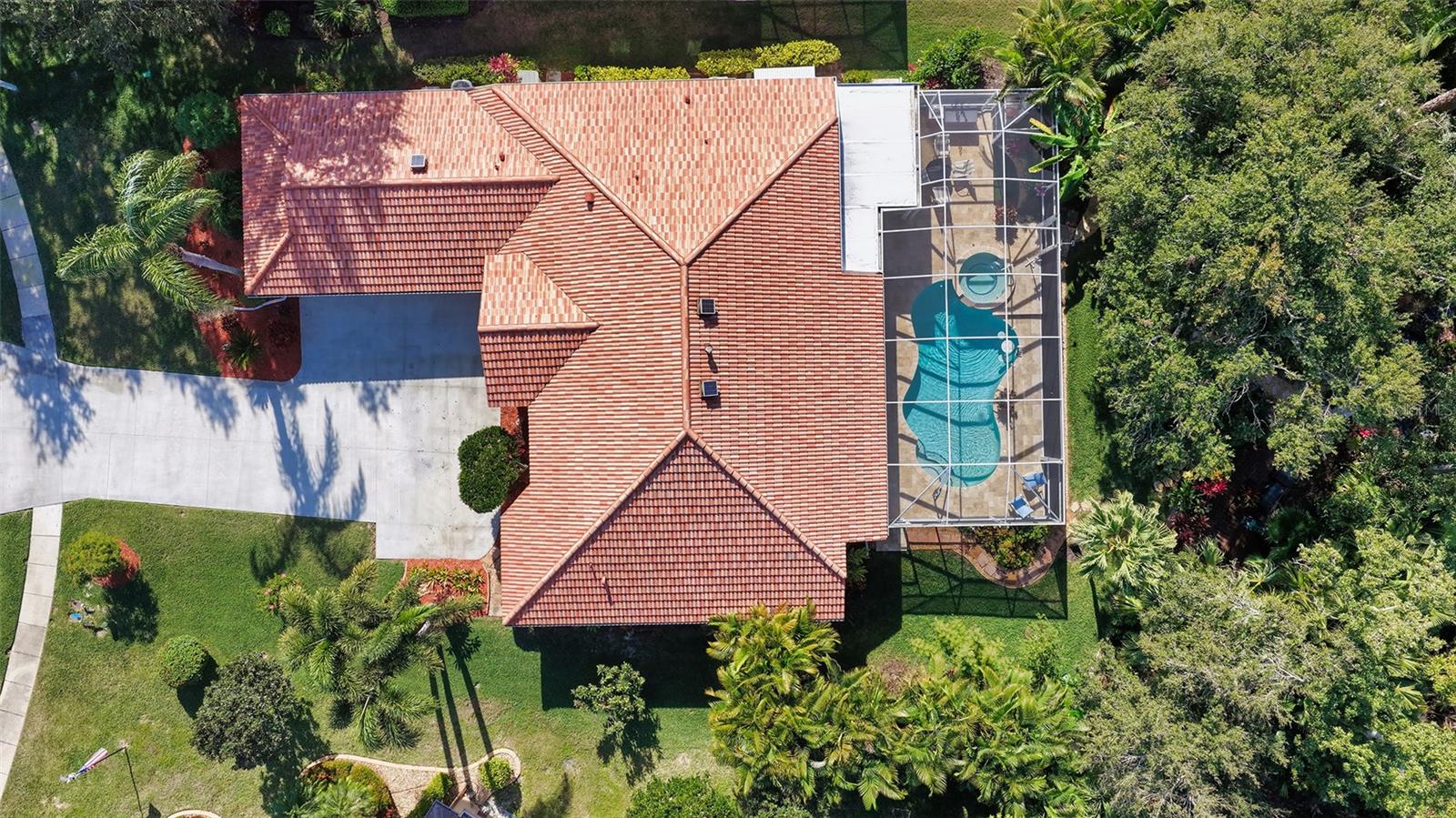 Image 60 of 82 For 7018 Coachlight Street