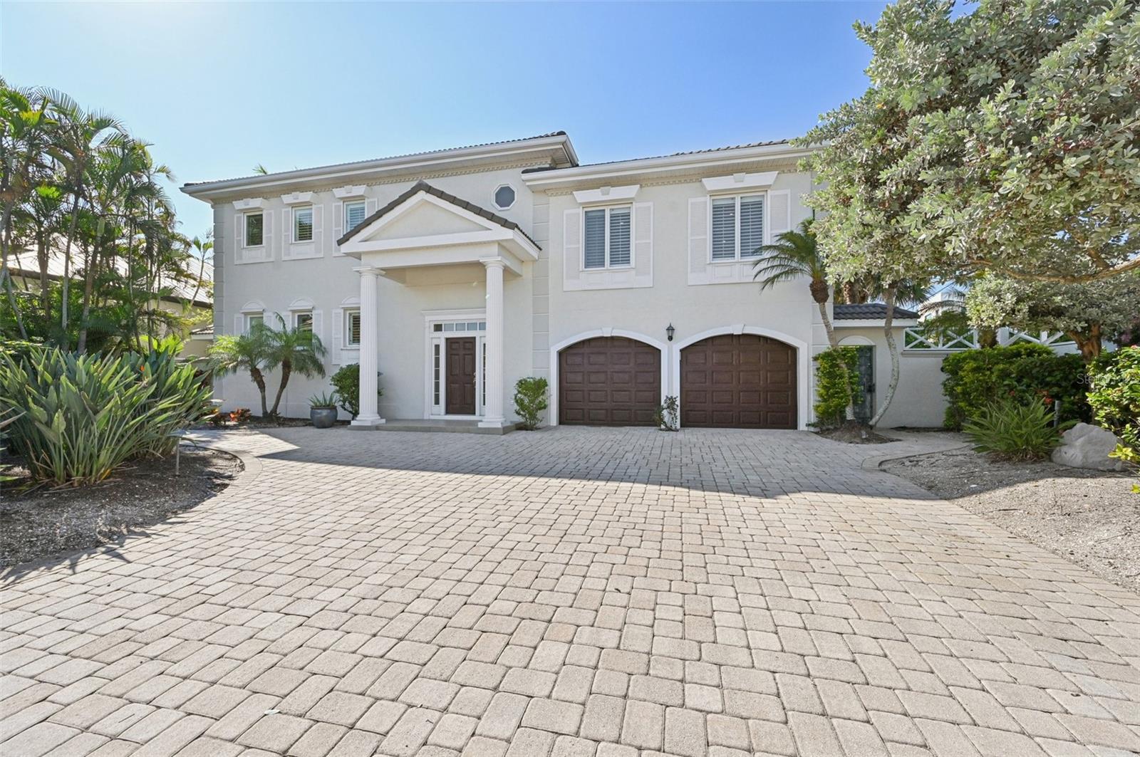 Image 3 of 76 For 1121 Morningside Place