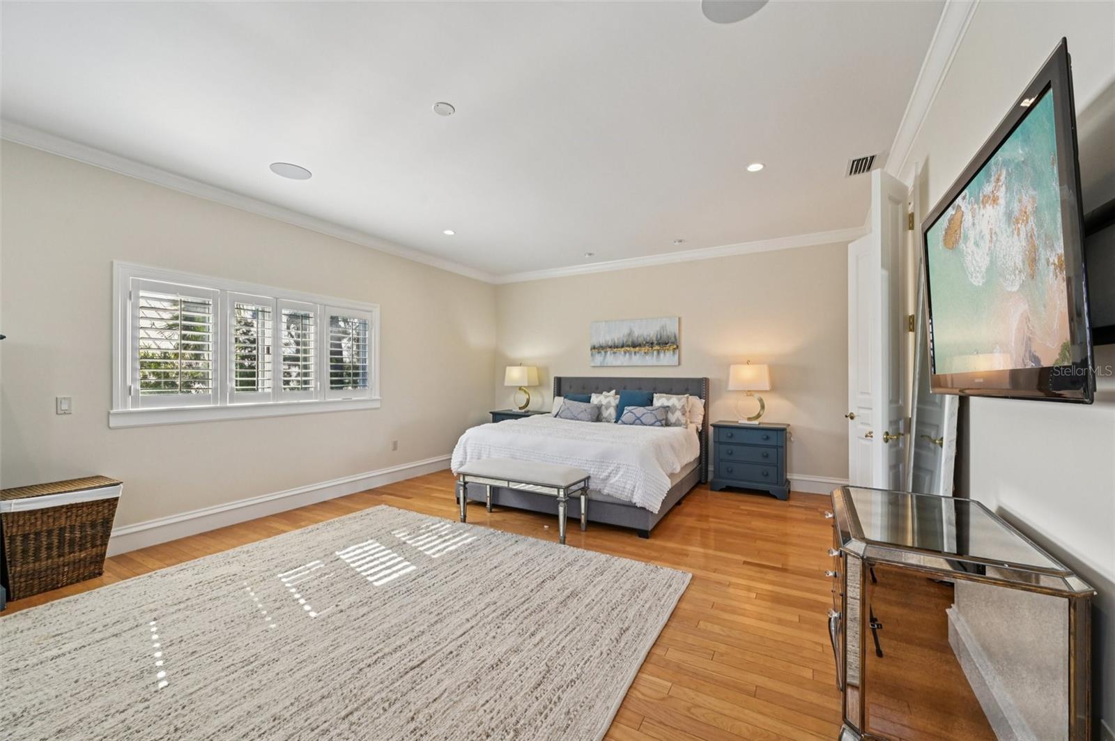 Image 45 of 76 For 1121 Morningside Place