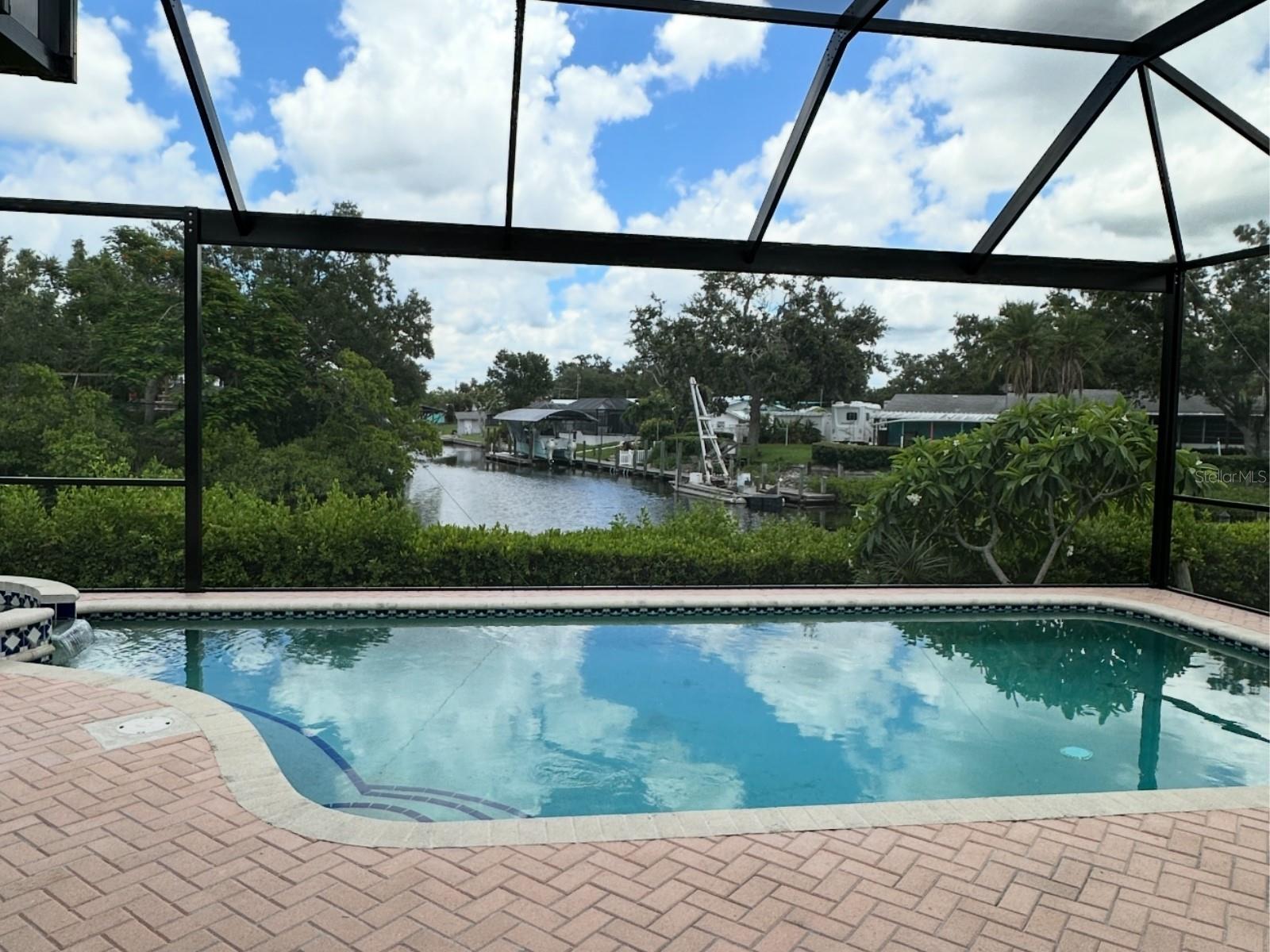 Image 5 of 55 For 111 41st Street Ne