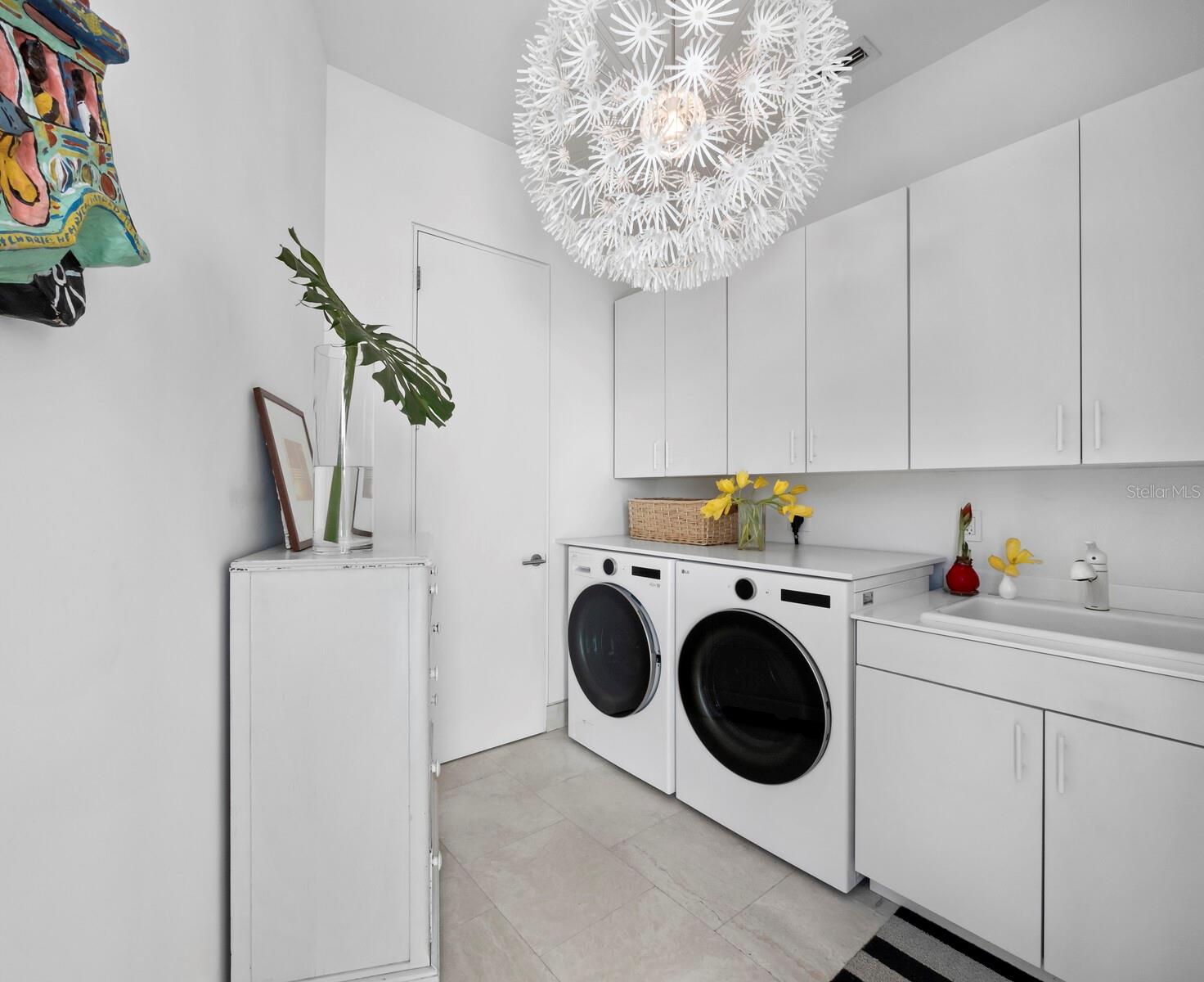 Image 42 of 56 For 1235 Center Place