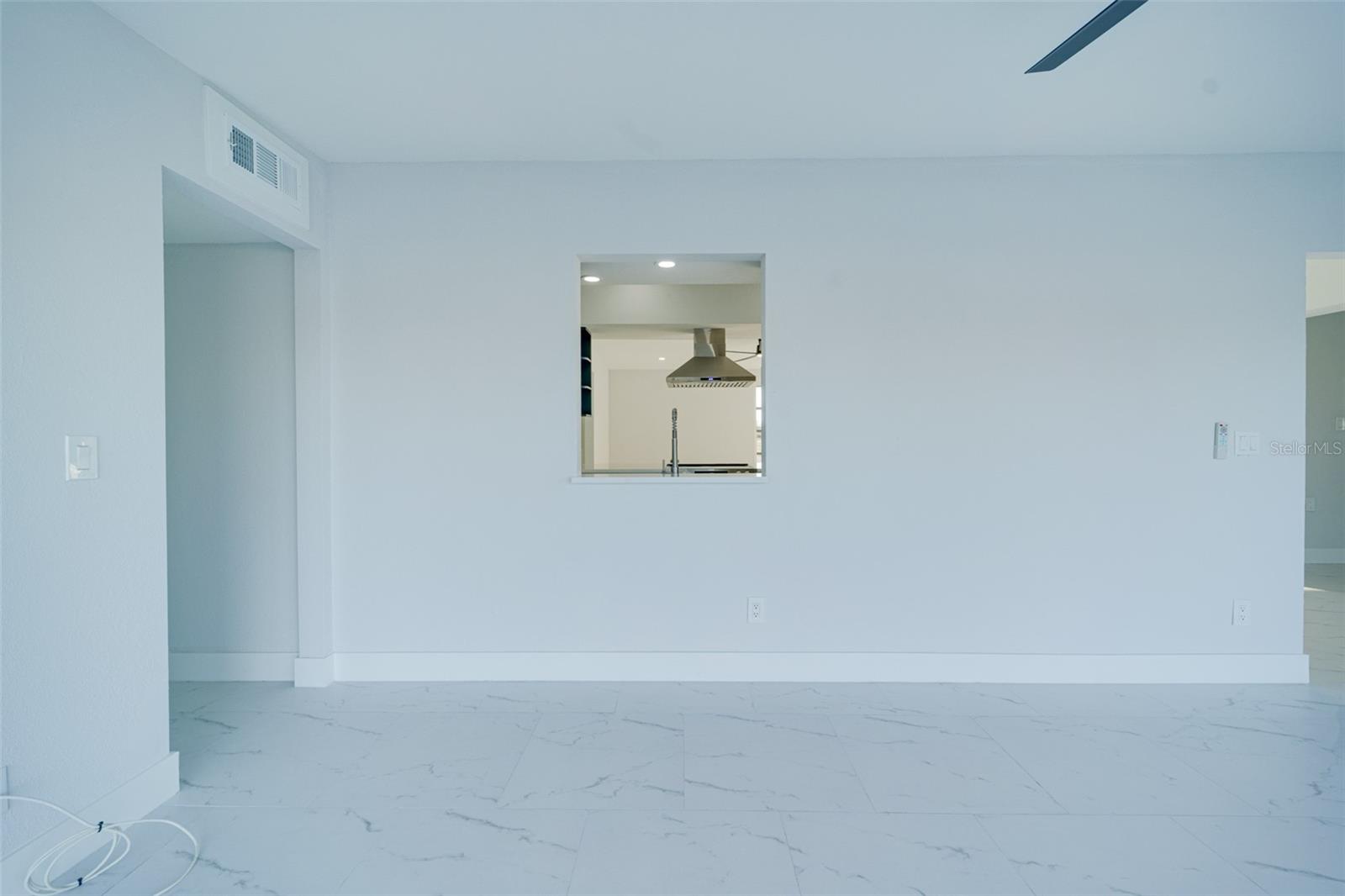 Listing photo id 28 for 217 Tarpon Boulevard Nw