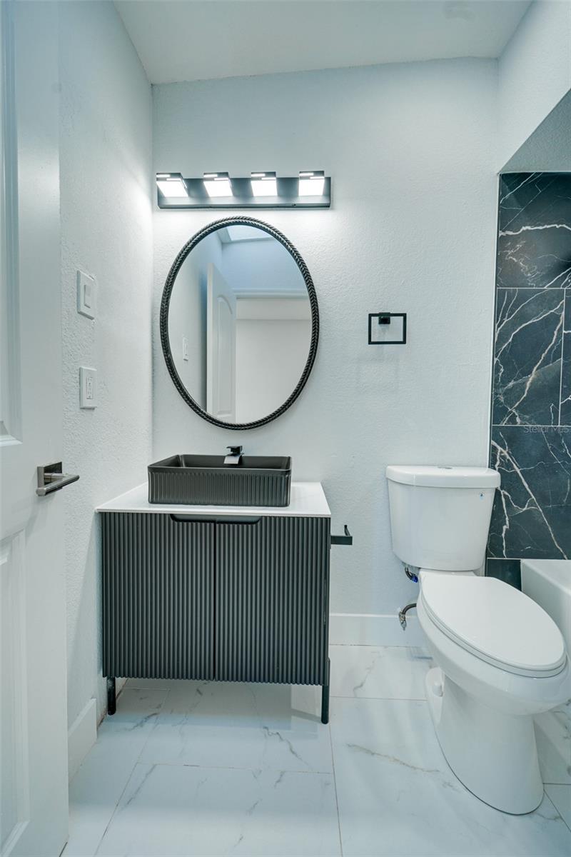 Listing photo id 56 for 217 Tarpon Boulevard Nw