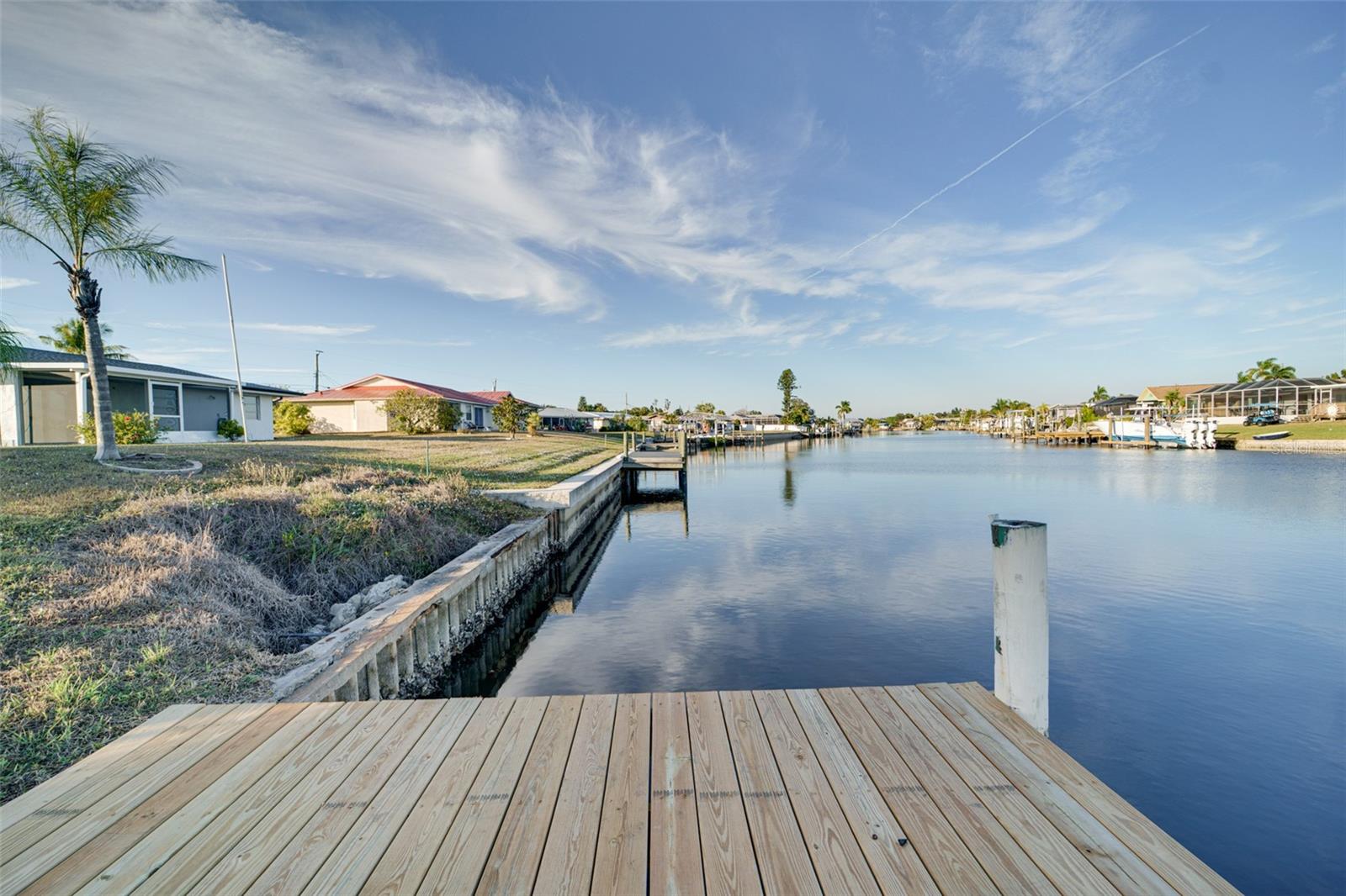 Listing photo id 68 for 217 Tarpon Boulevard Nw