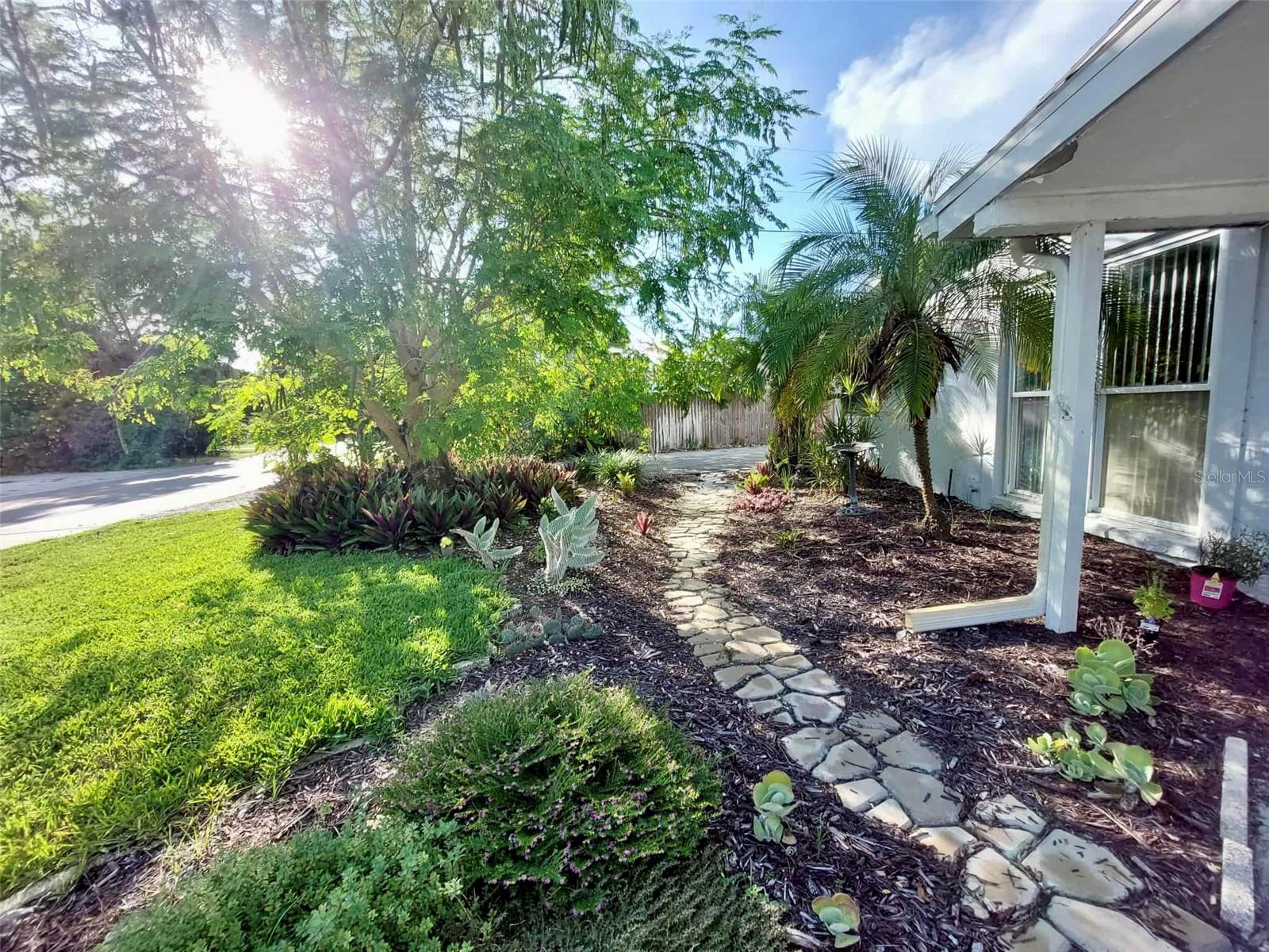 Image 3 of 36 For 3303 Florida Boulevard