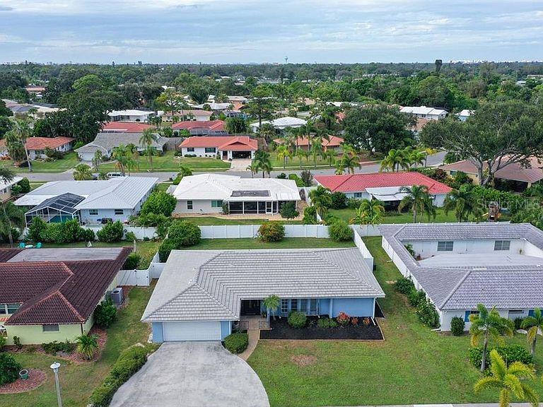 Image 27 of 38 For 7440 Blaine Way