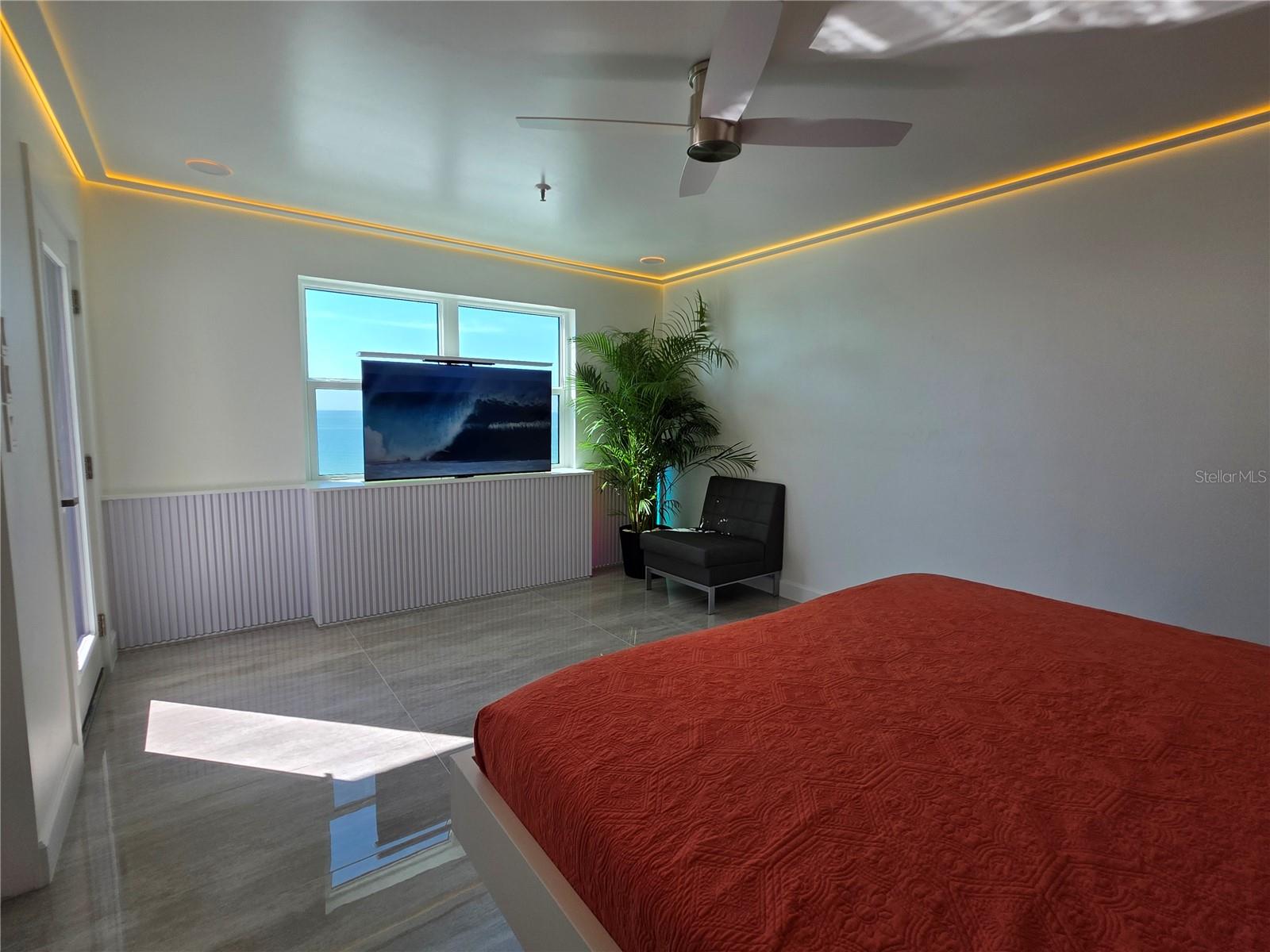 Image 9 of 24 For 13500 Gulf Boulevard 702