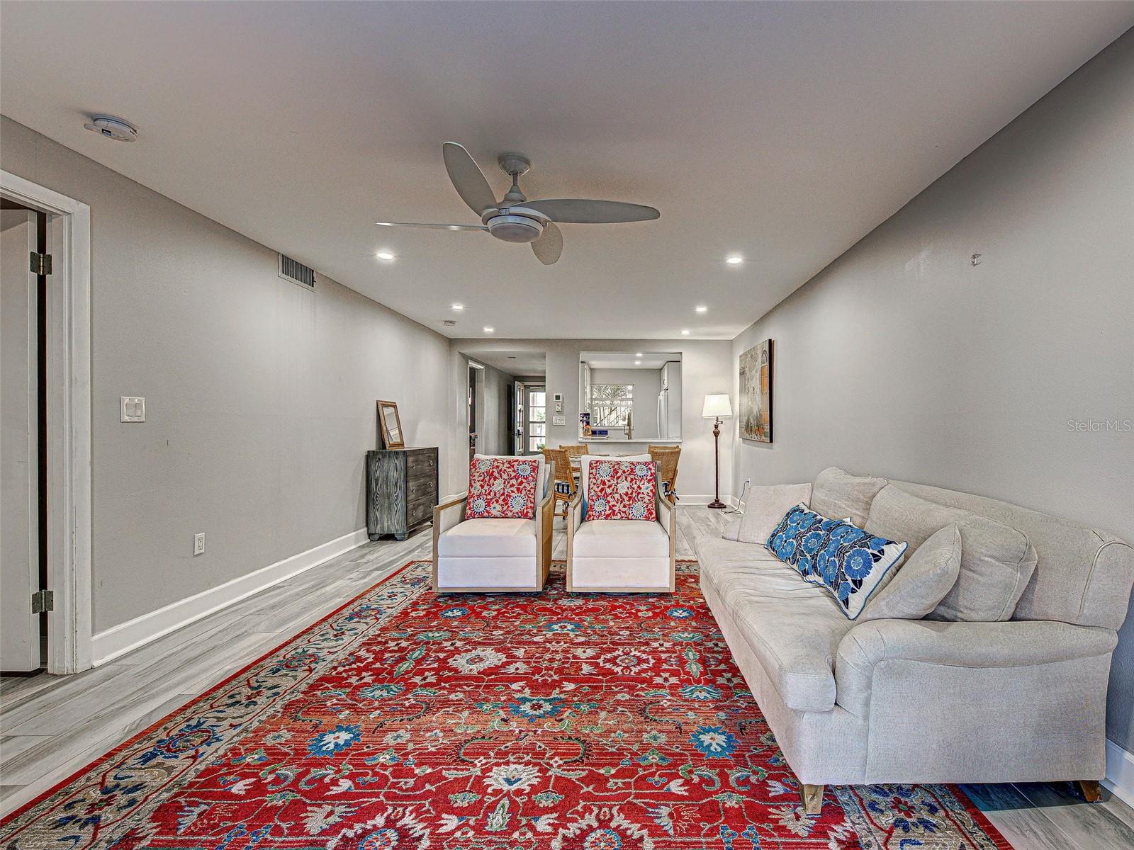 Image 11 of 64 For 260 Santa Maria Street 109