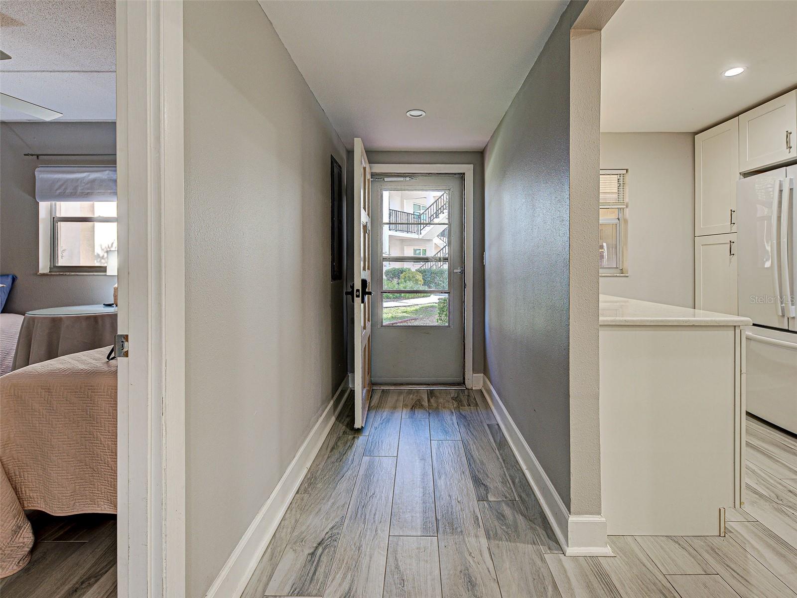 Image 25 of 64 For 260 Santa Maria Street 109