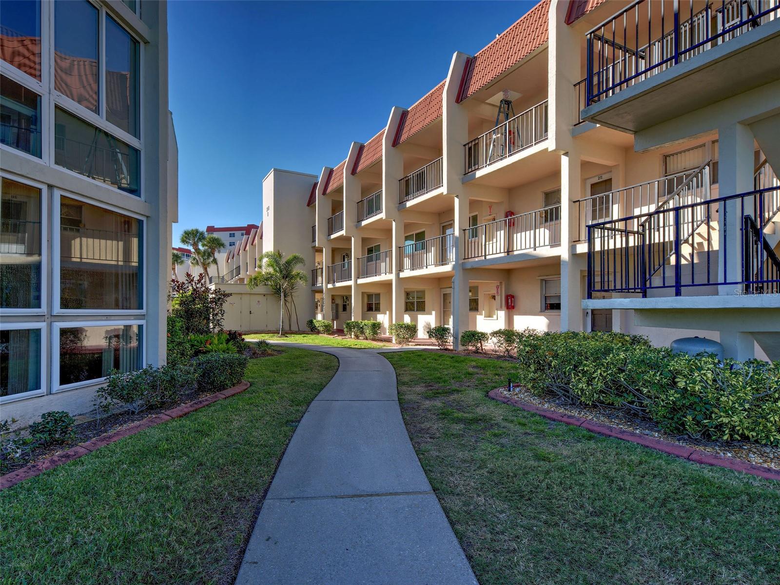 Image 26 of 64 For 260 Santa Maria Street 109