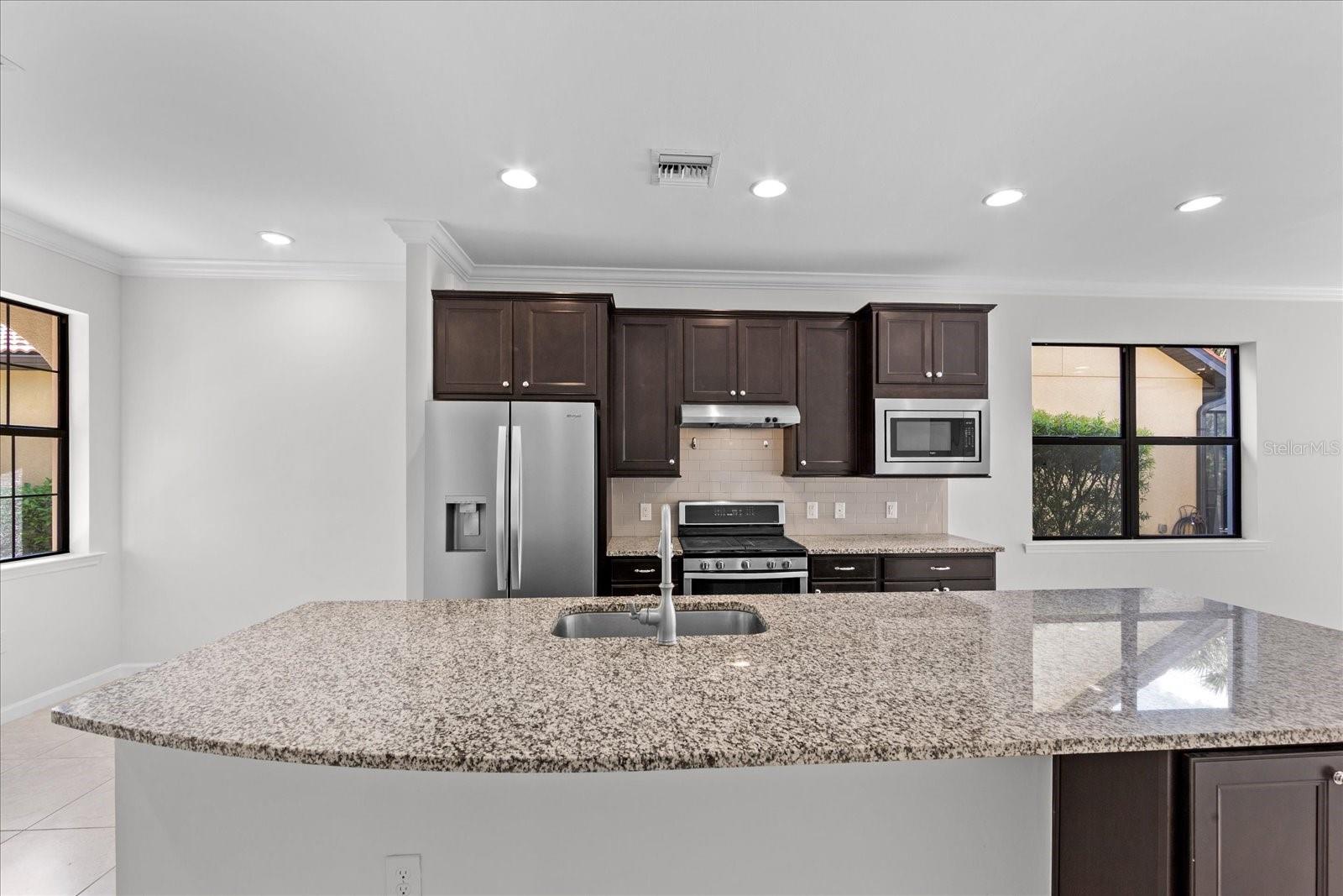 Image 10 of 91 For 16606 Blackwater Terrace