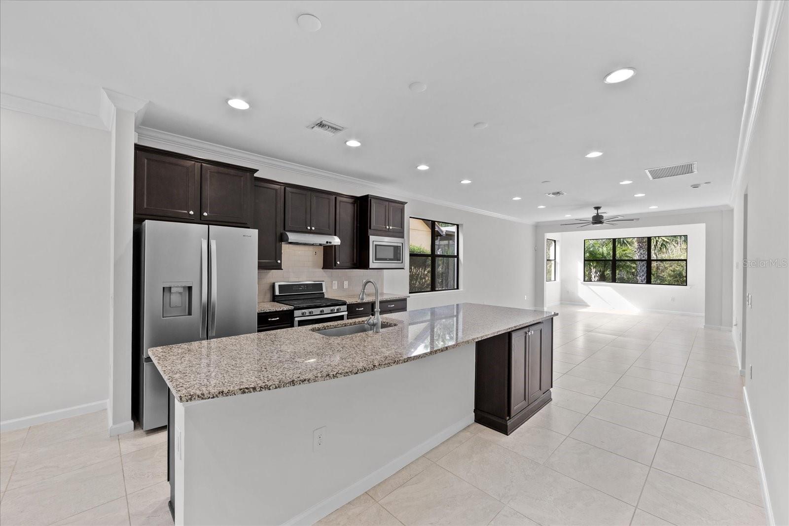 Image 12 of 91 For 16606 Blackwater Terrace