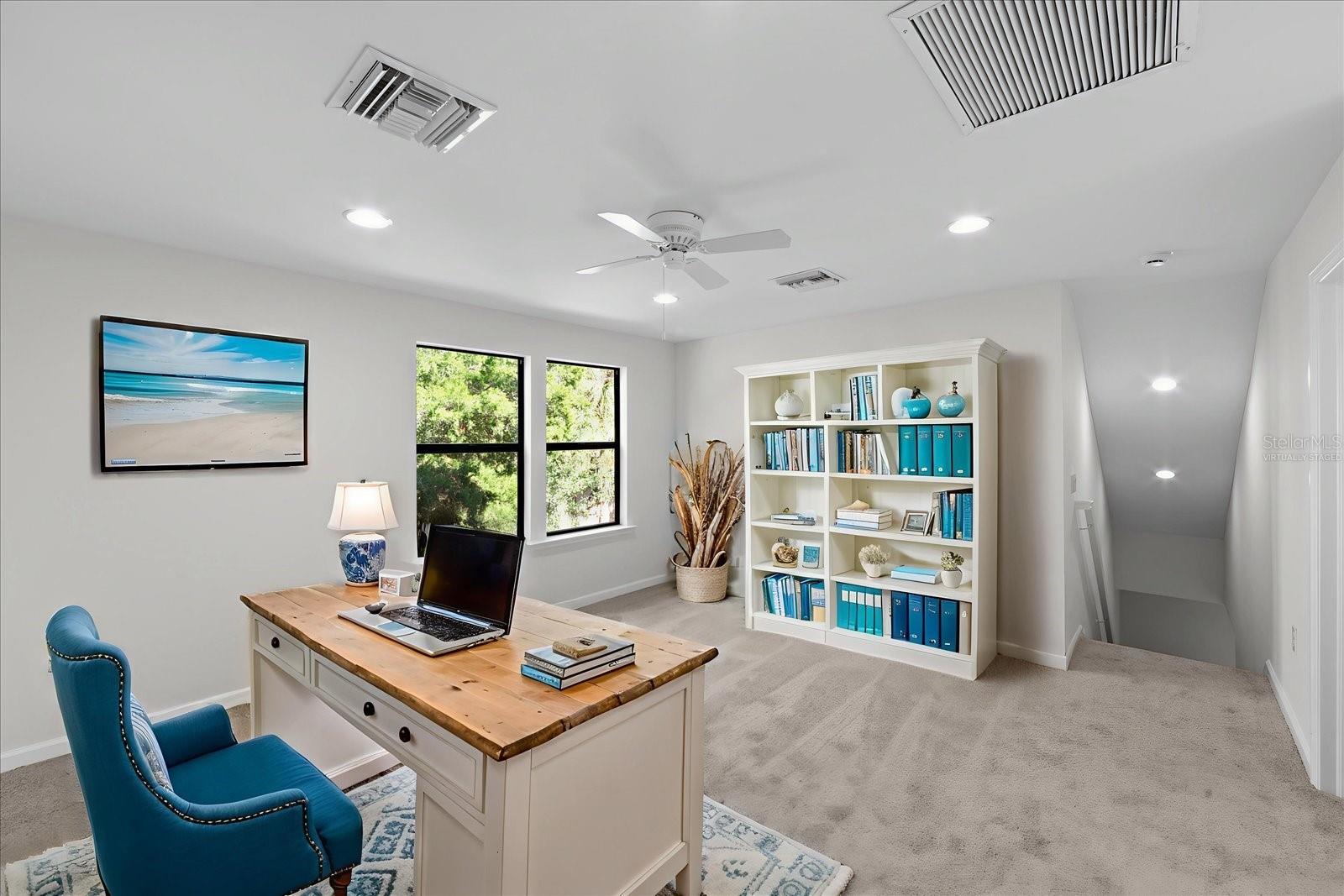 Image 29 of 91 For 16606 Blackwater Terrace