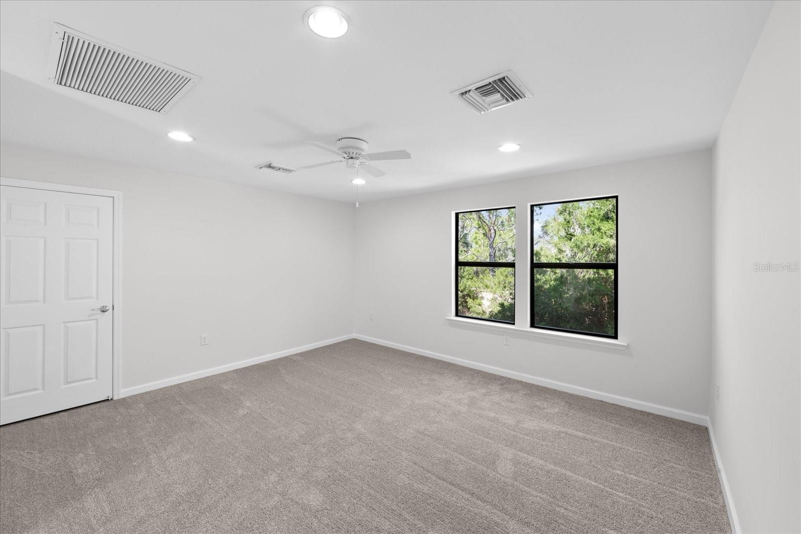 Image 30 of 91 For 16606 Blackwater Terrace