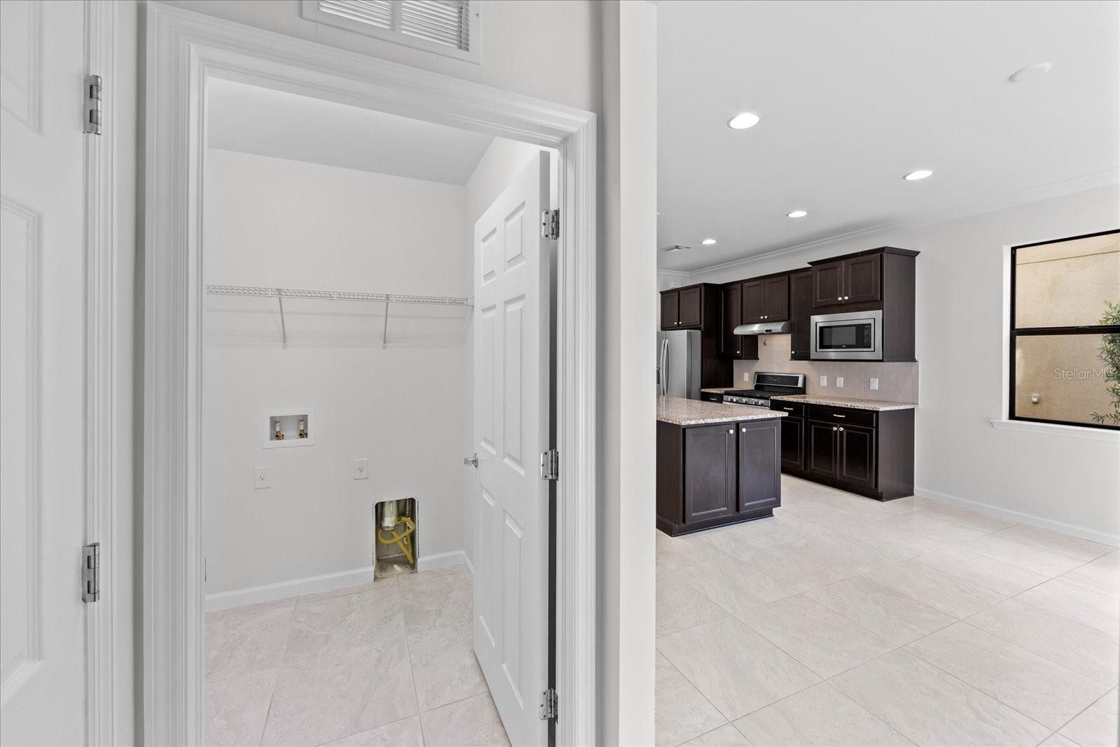 Image 37 of 91 For 16606 Blackwater Terrace