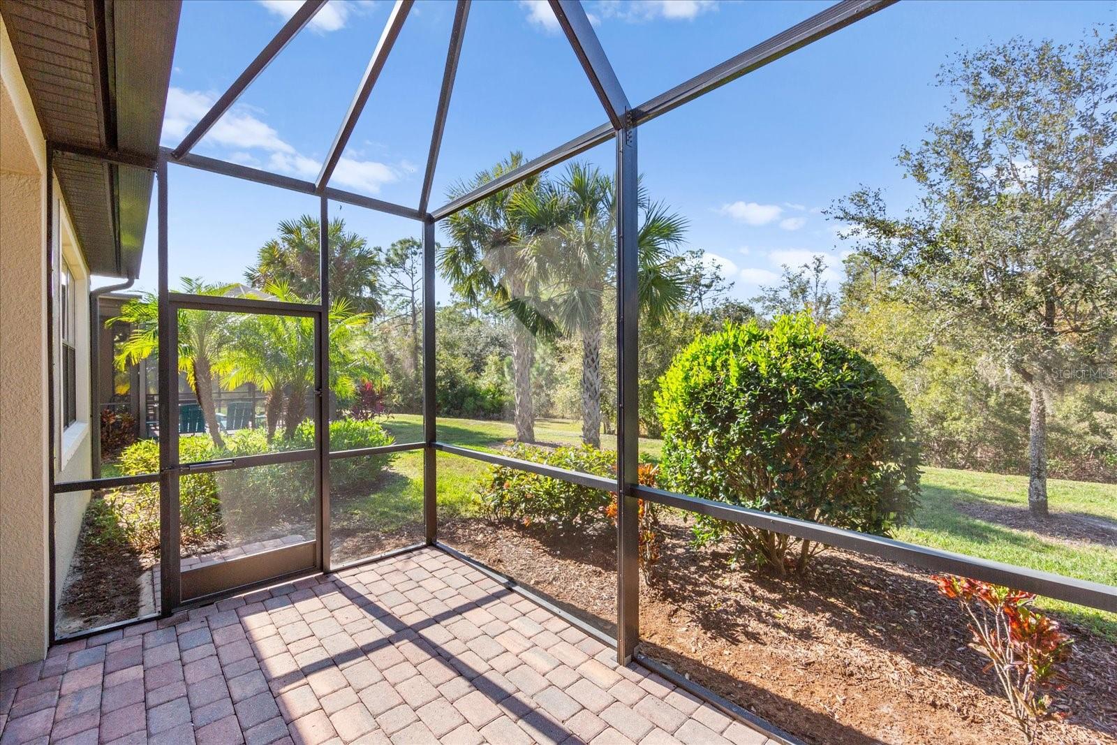 Image 43 of 91 For 16606 Blackwater Terrace