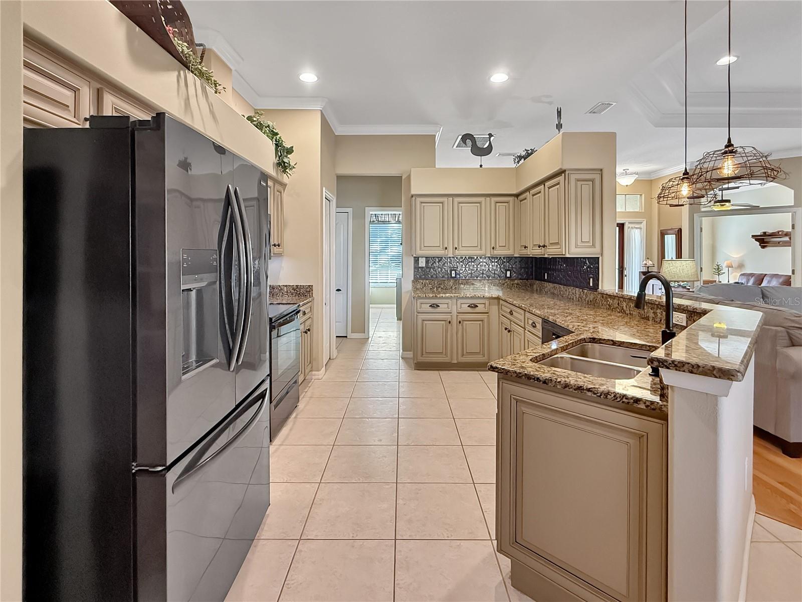 Image 12 of 59 For 711 Shadow Bay Way