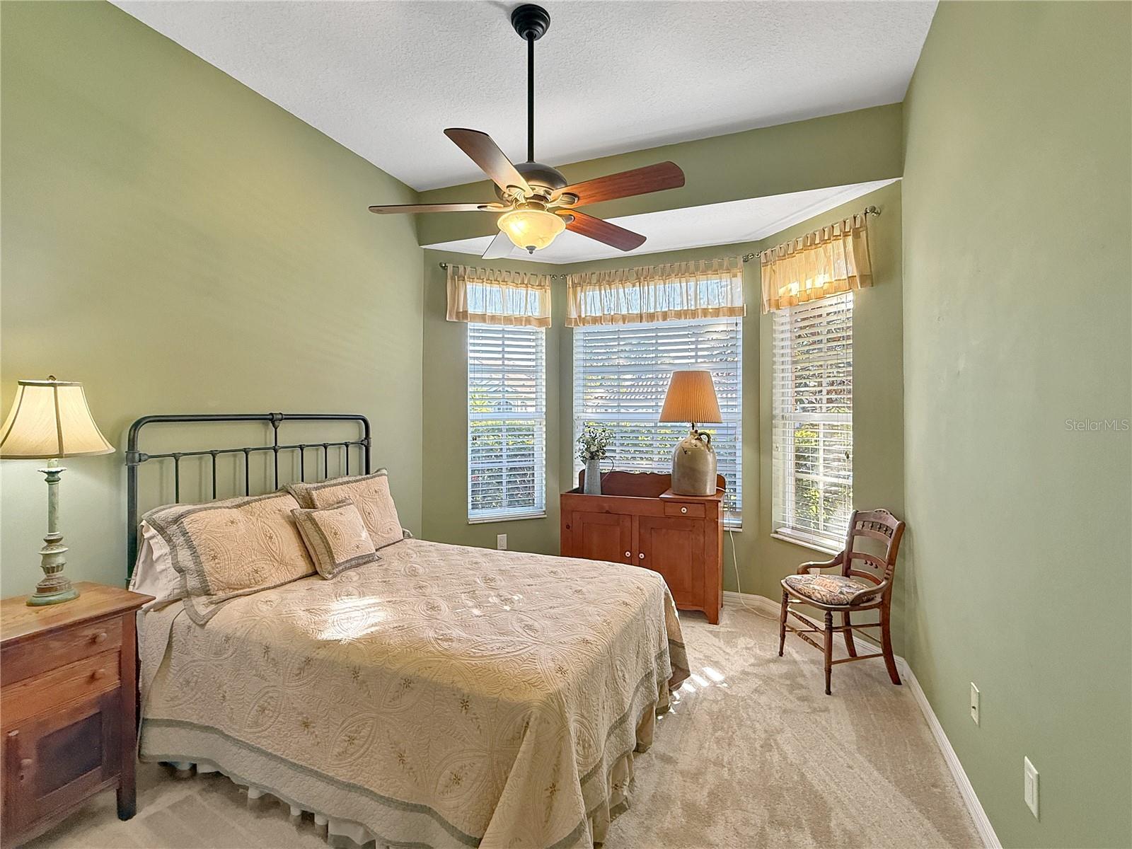 Image 21 of 59 For 711 Shadow Bay Way